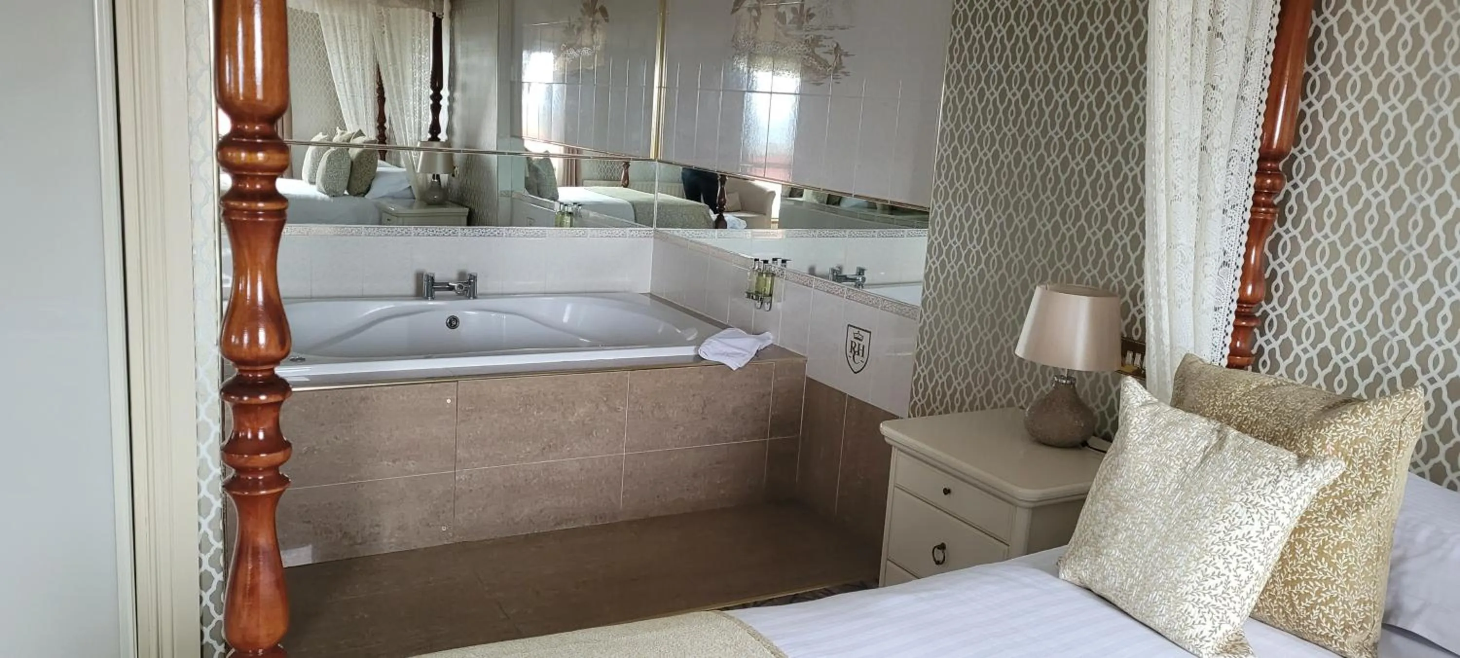 Bath in Royal Court Hotel