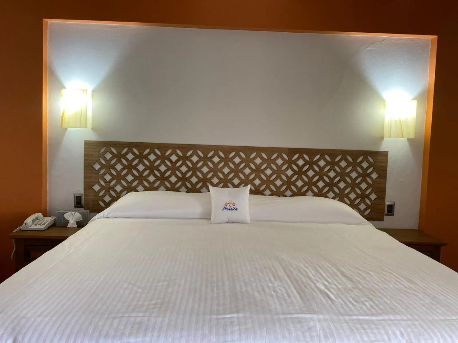 Bed in Hotel La Mansión