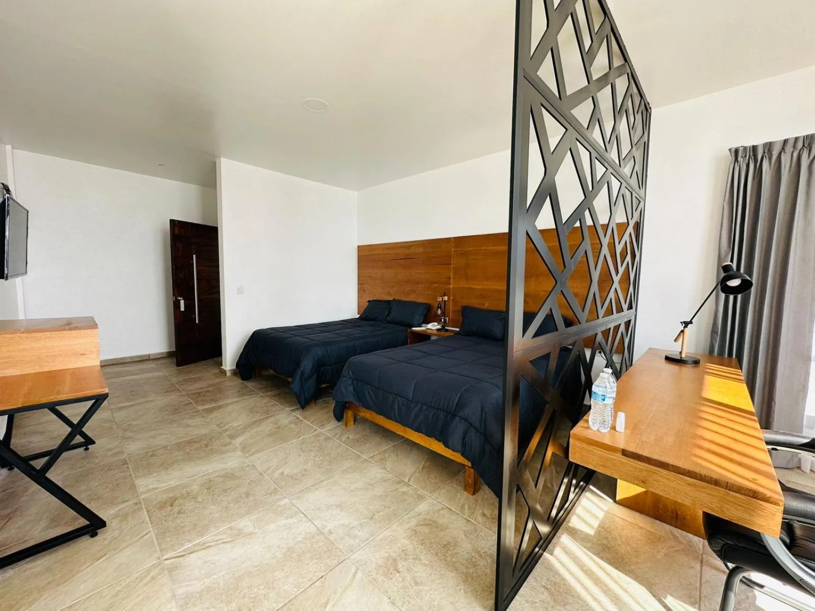 Bed in Hotel La Mansión