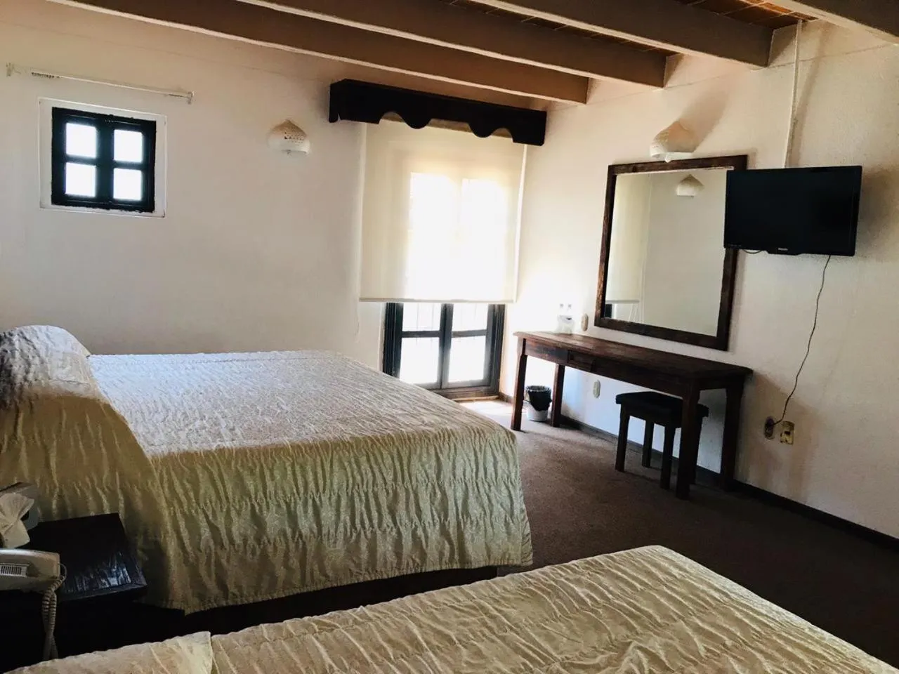 Photo of the whole room, Bed in Hotel La Mansión