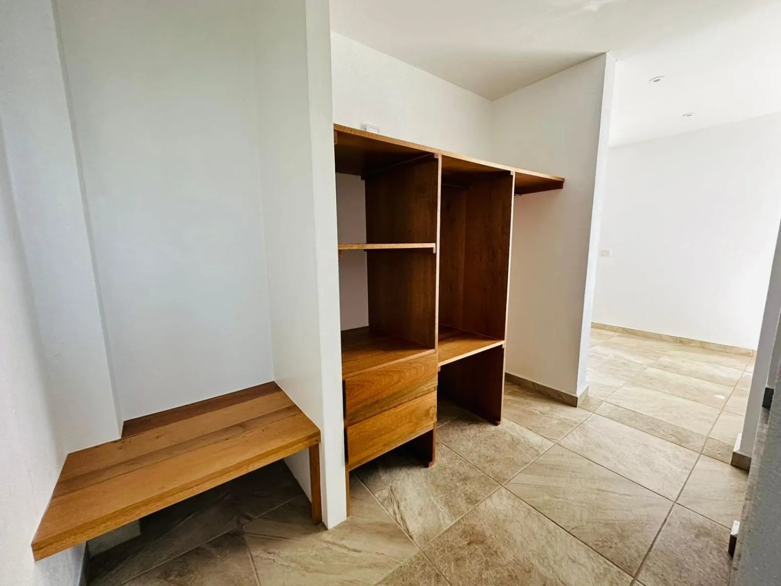 hair dresser in Hotel La Mansión