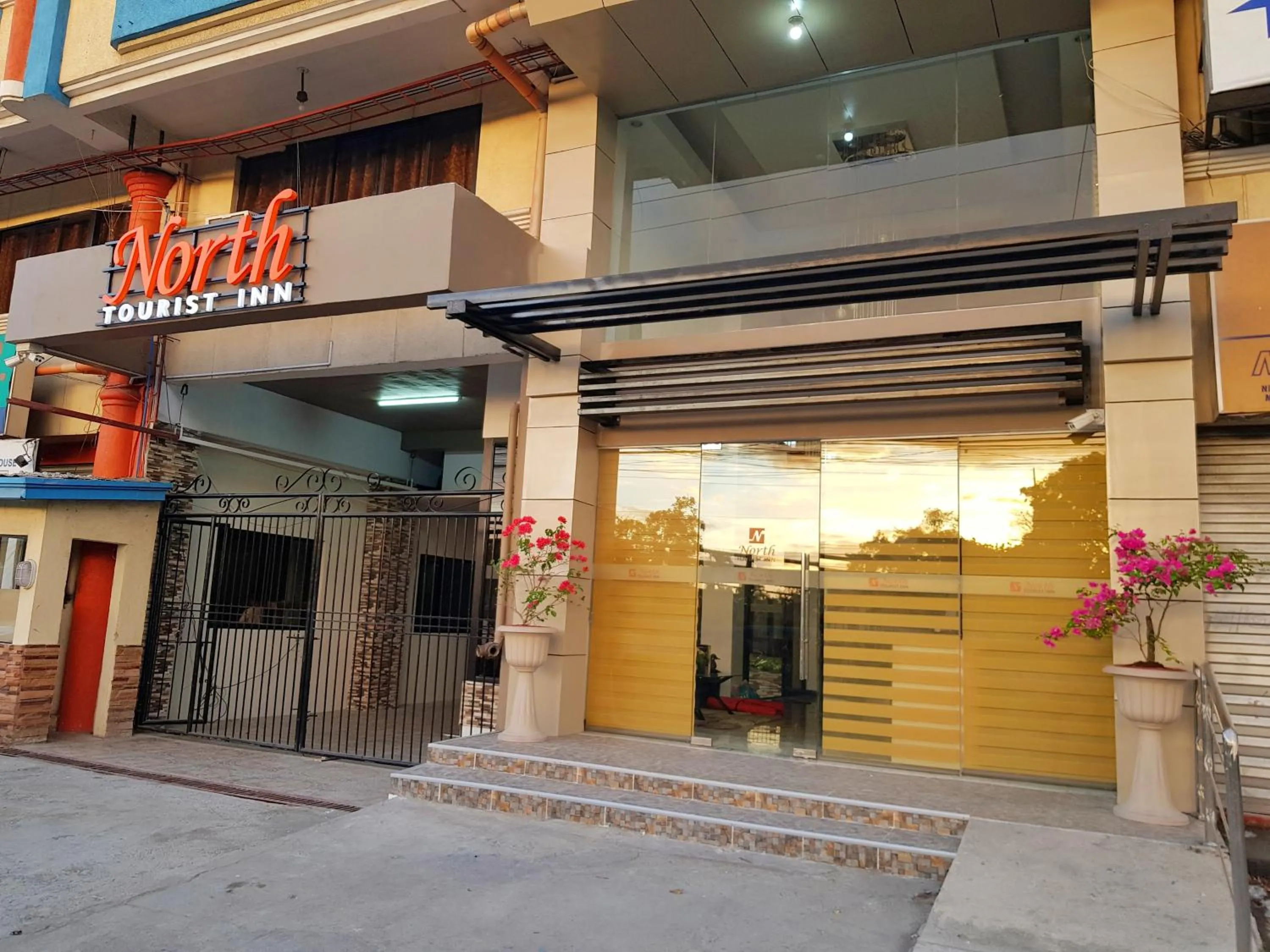 Facade/entrance in North Tourist Inn