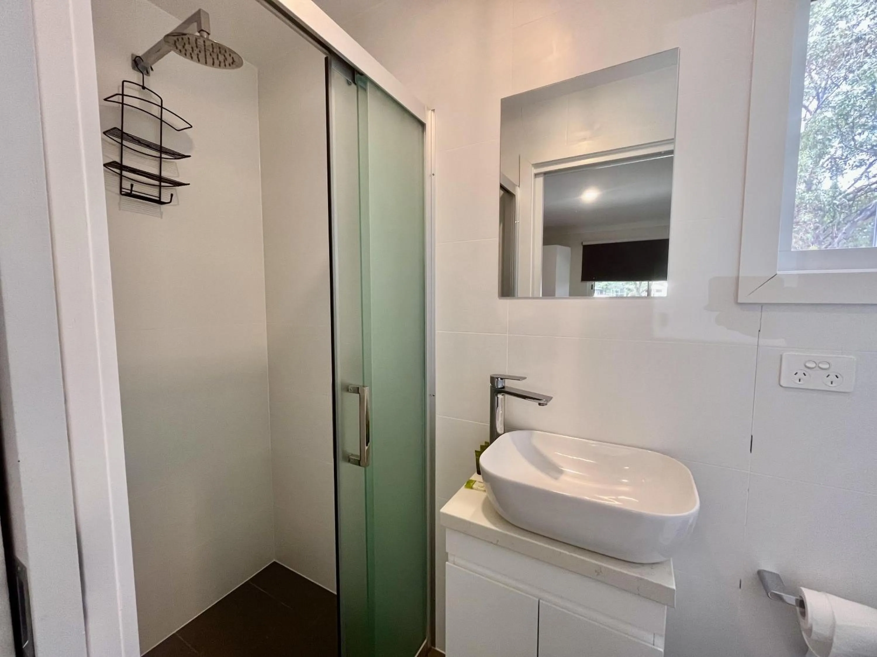 Shower in Young Caravan and Tourist Park