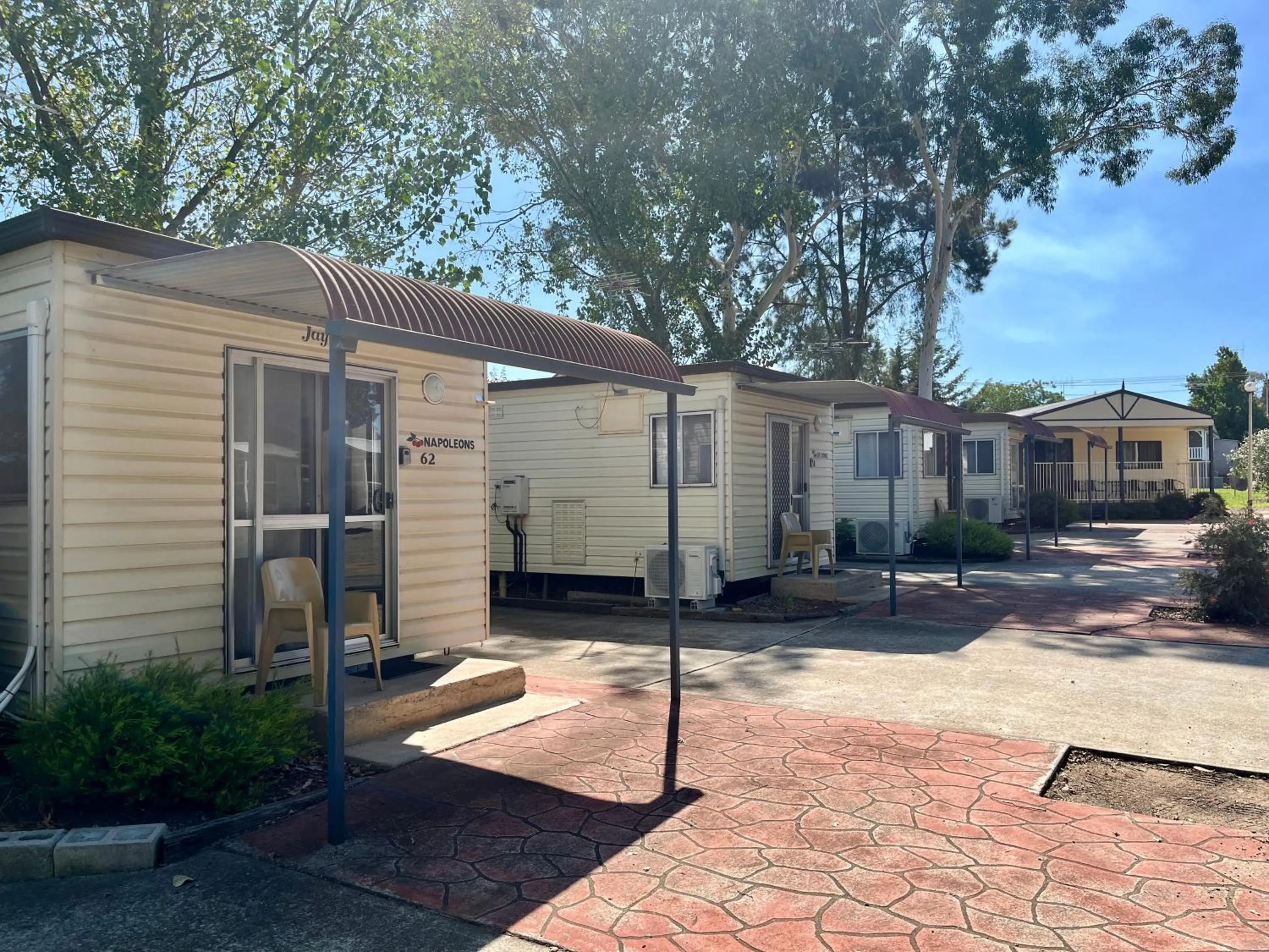 Property building in Young Caravan and Tourist Park