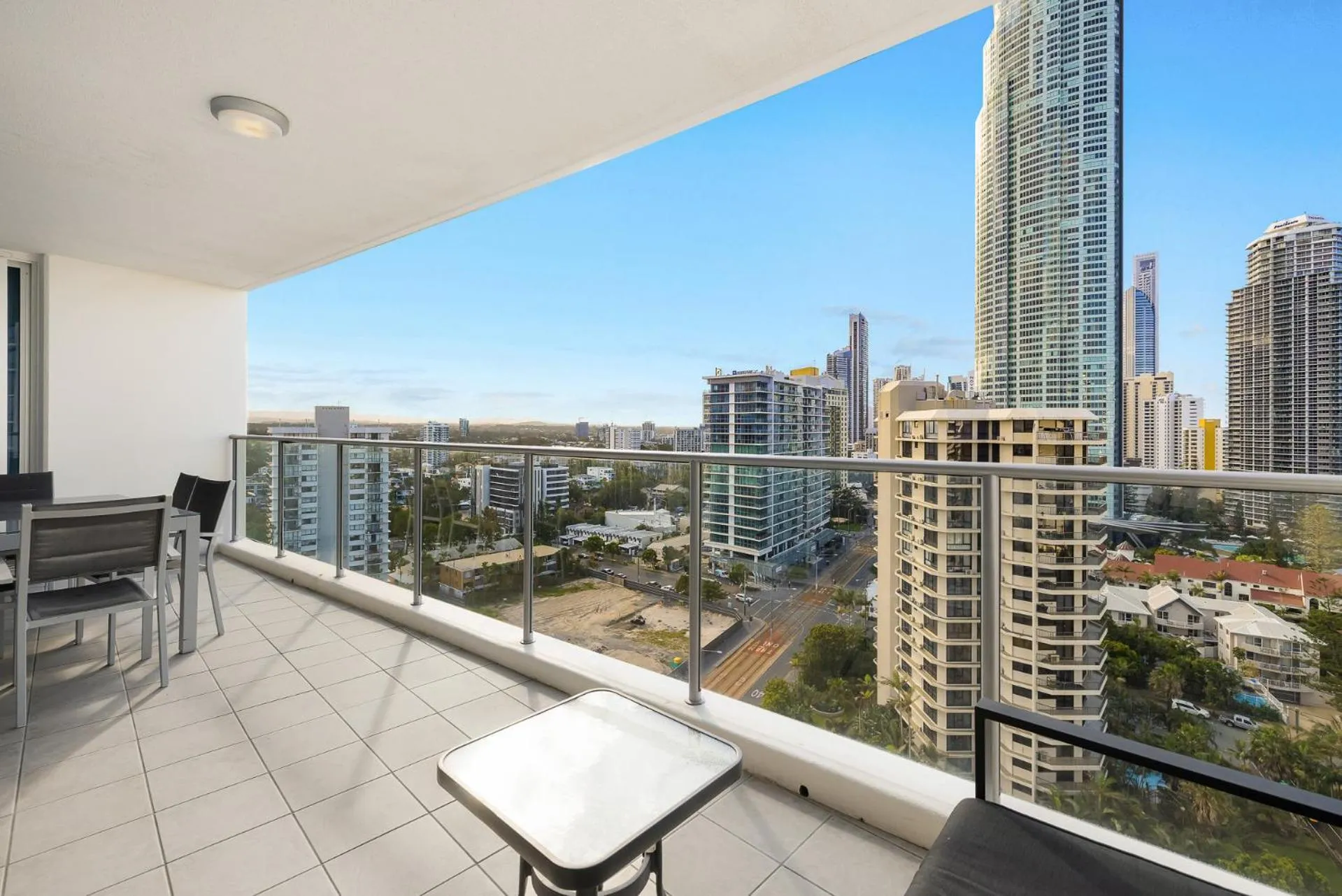 Artique Surfers Paradise - Official