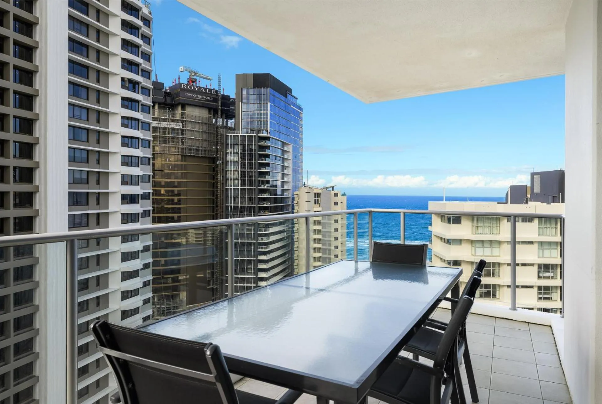Artique Surfers Paradise - Official