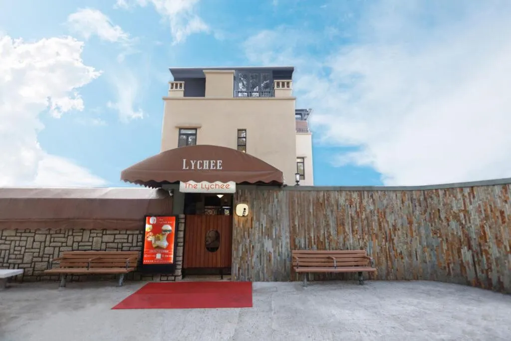 Property building in Lychee Sunset Hotel Cheung Chau