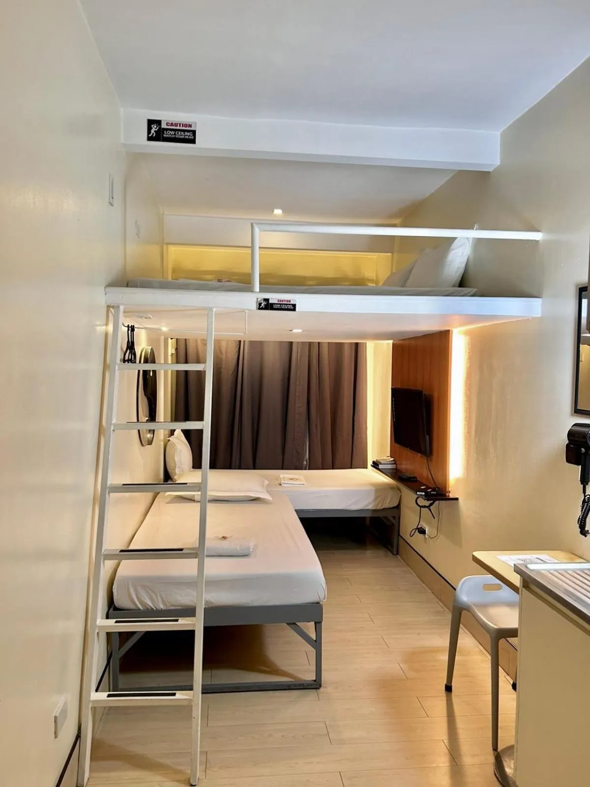 Bed in Selah Lofts Hotel