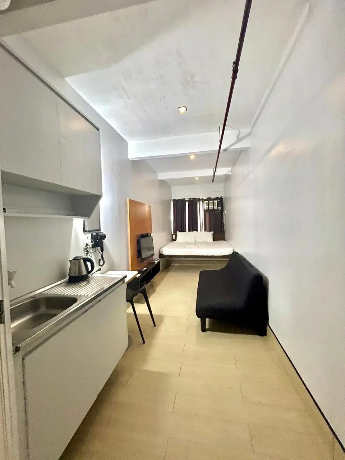 Deluxe King Room in Selah Lofts Hotel Deluxe King Room in Selah Lofts Hotel