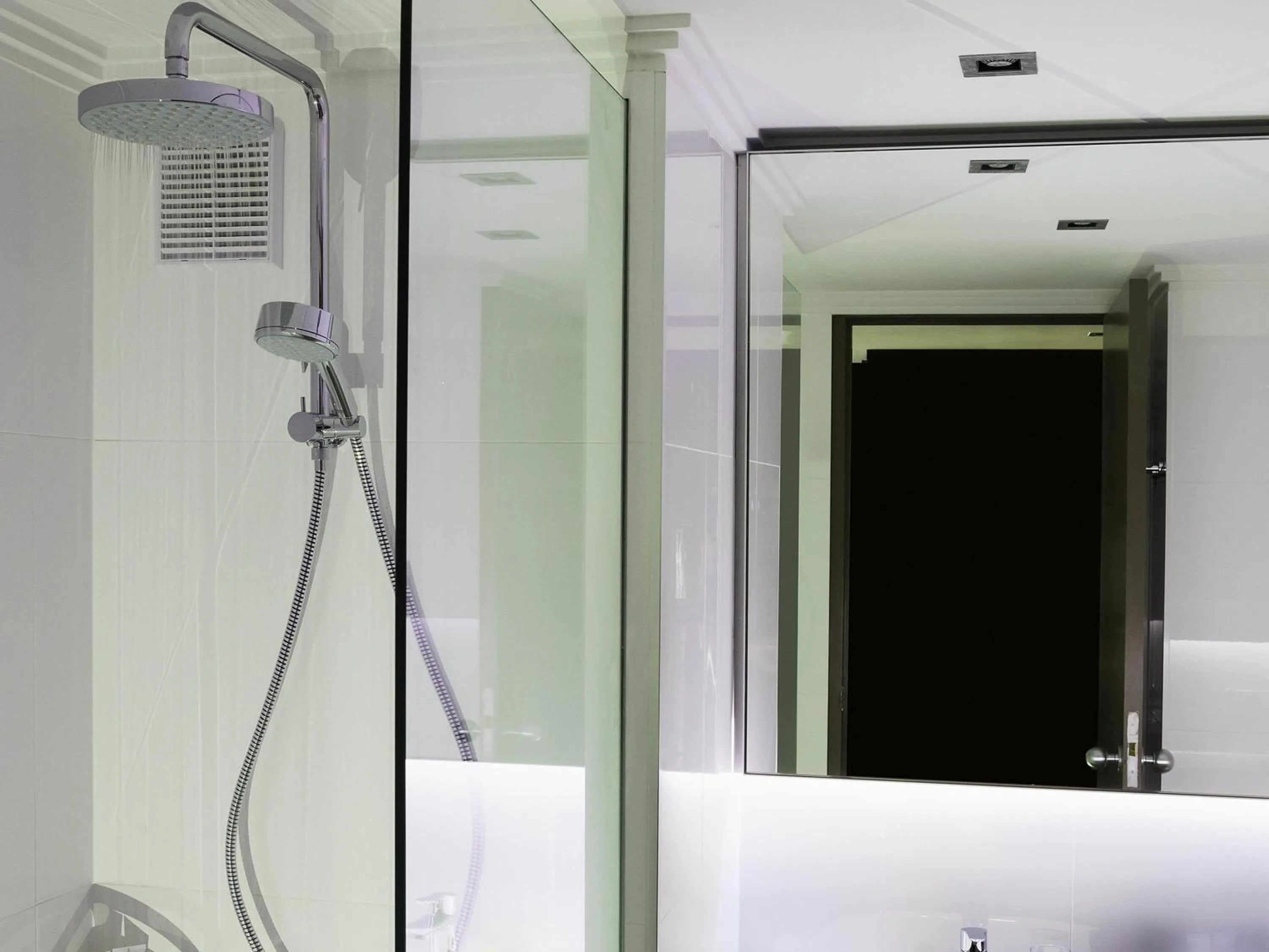 Bedroom in Pullman Melbourne Albert Park