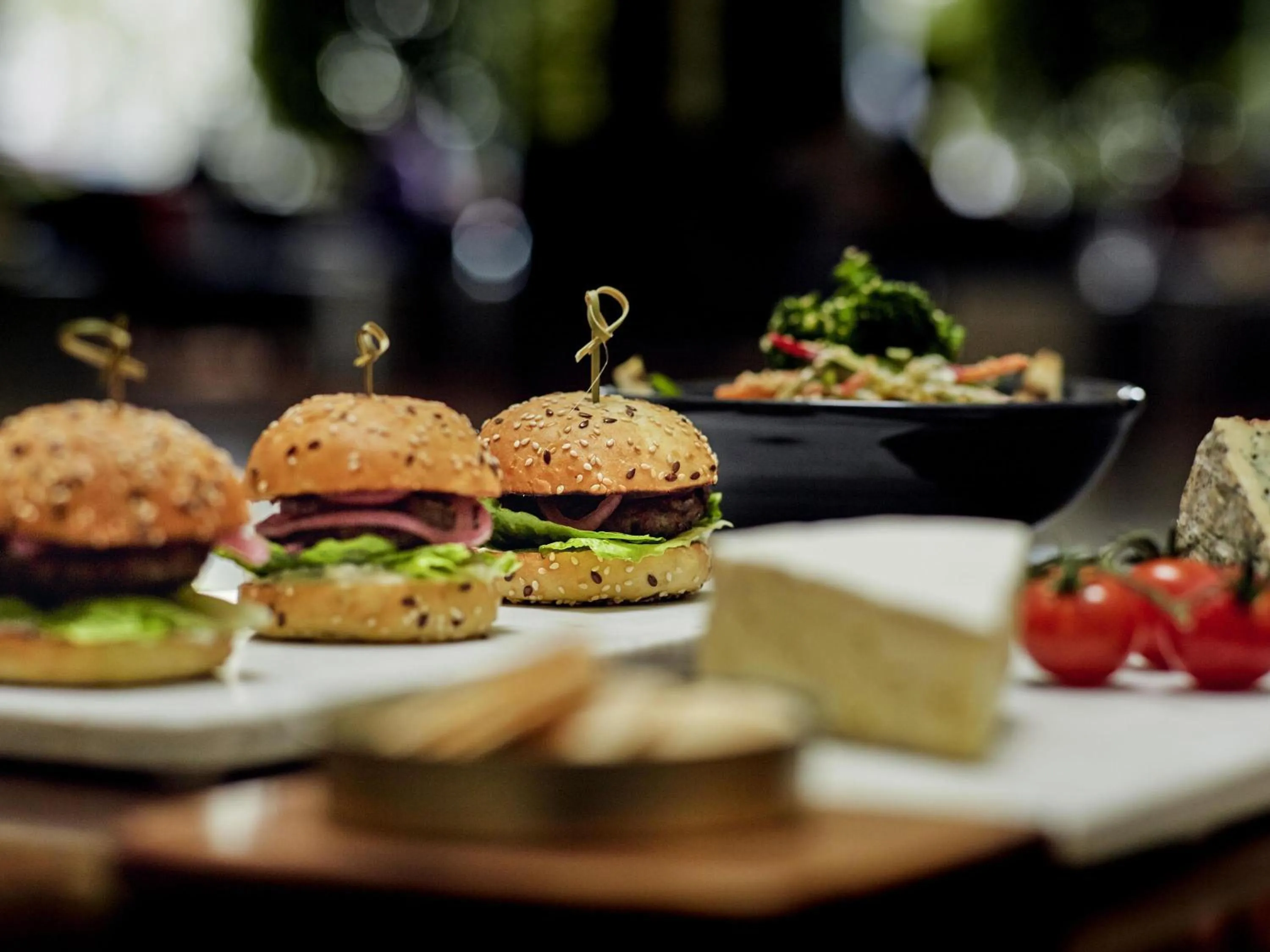 Restaurant/places to eat in Pullman Melbourne Albert Park