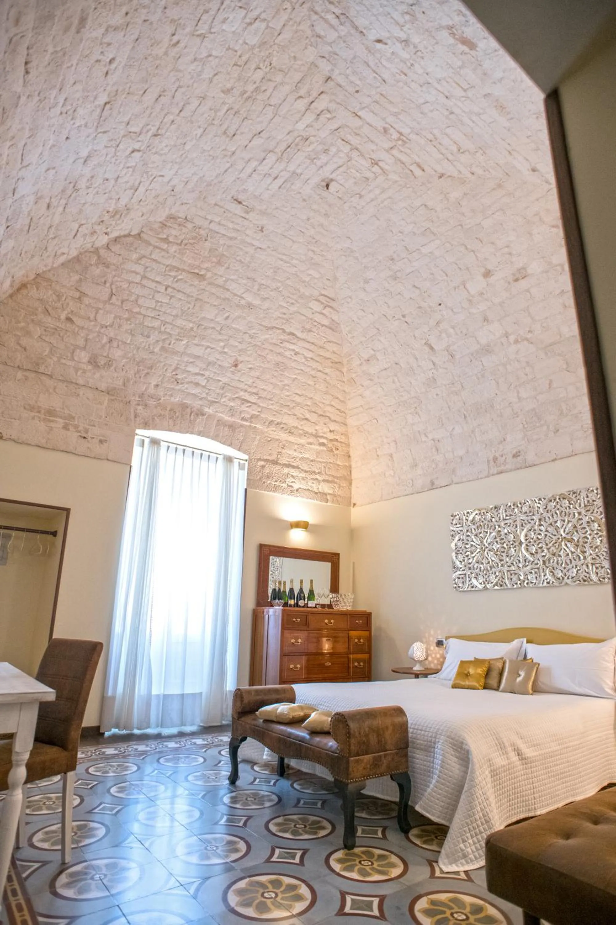 Bedroom, Bed in Perlage Suite Luxury B&B - Amazing view of Trulli