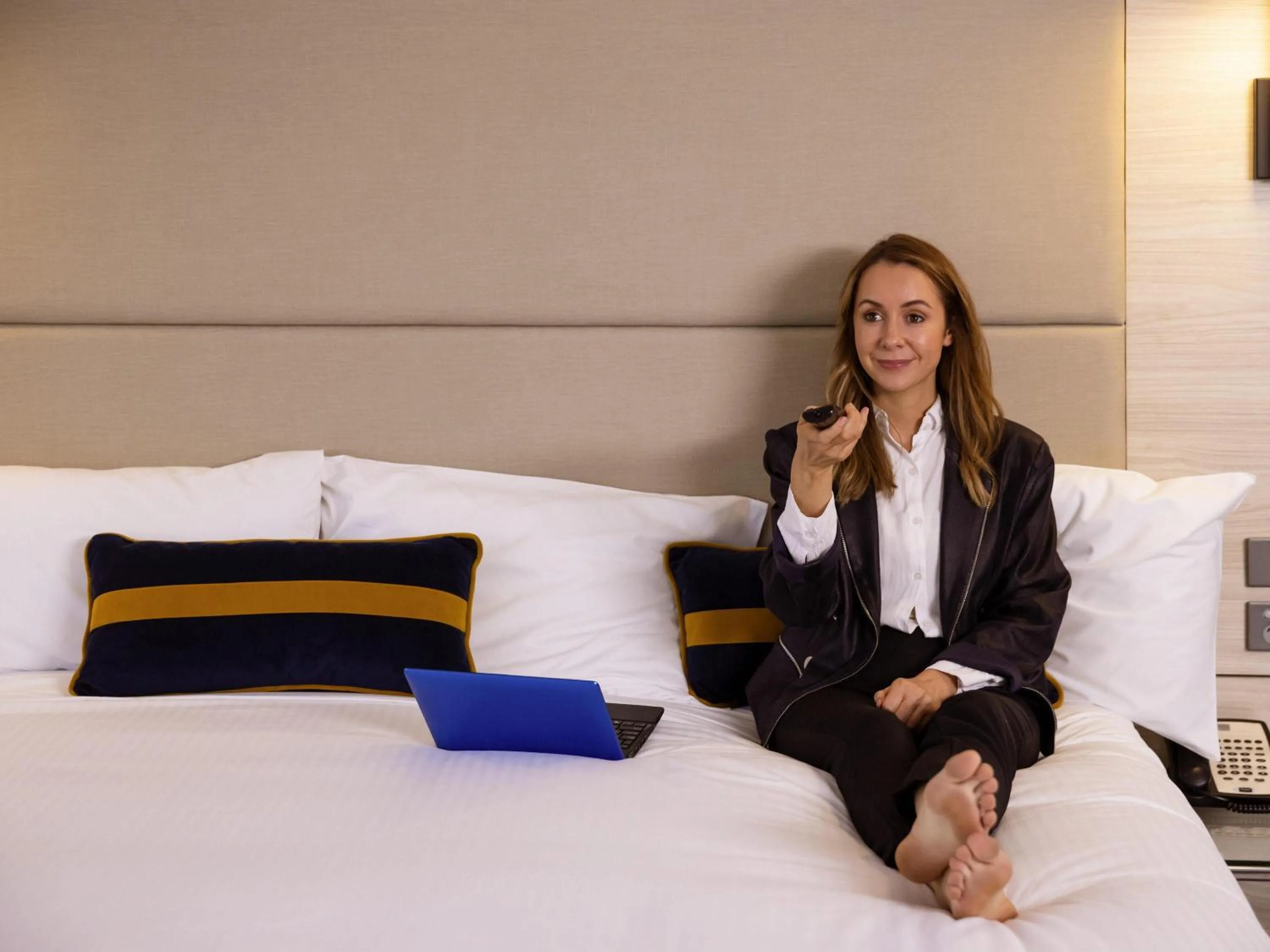 Business facilities, Bed in Novotel Sydney Parramatta