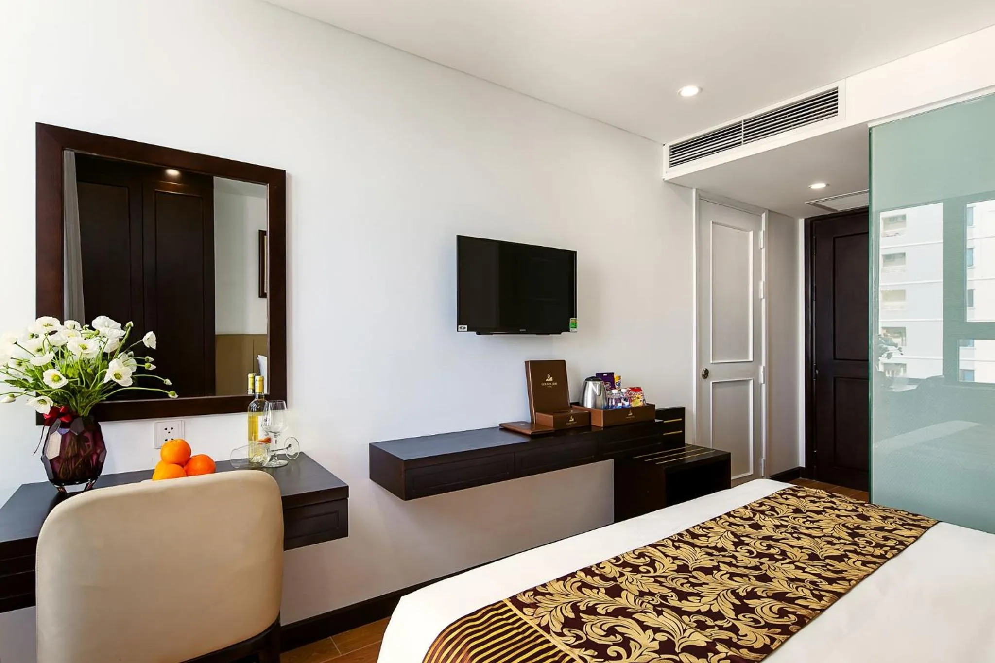 hair dresser, Bed in Golden Line Hotel Danang