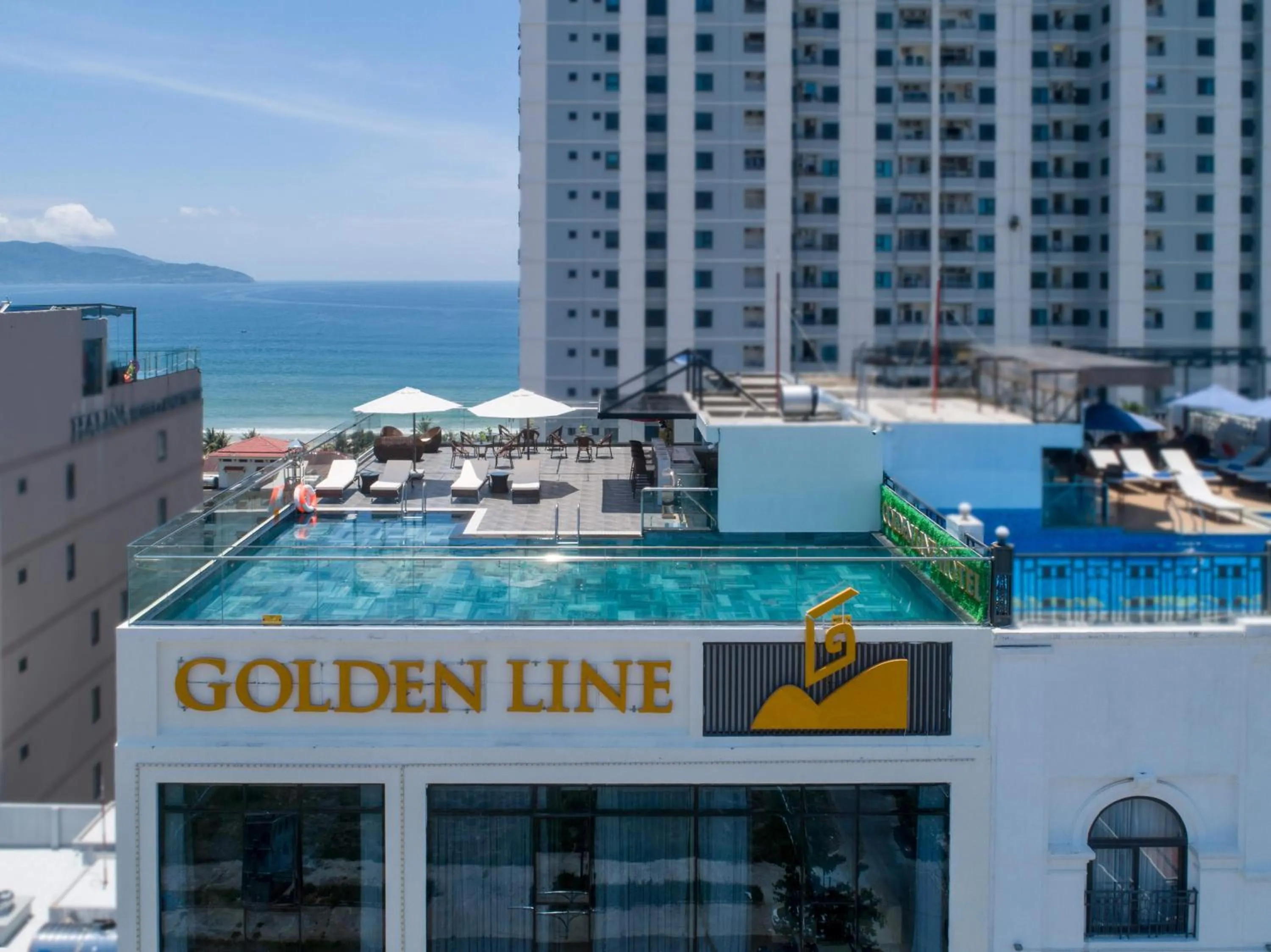 Day in Golden Line Hotel Danang
