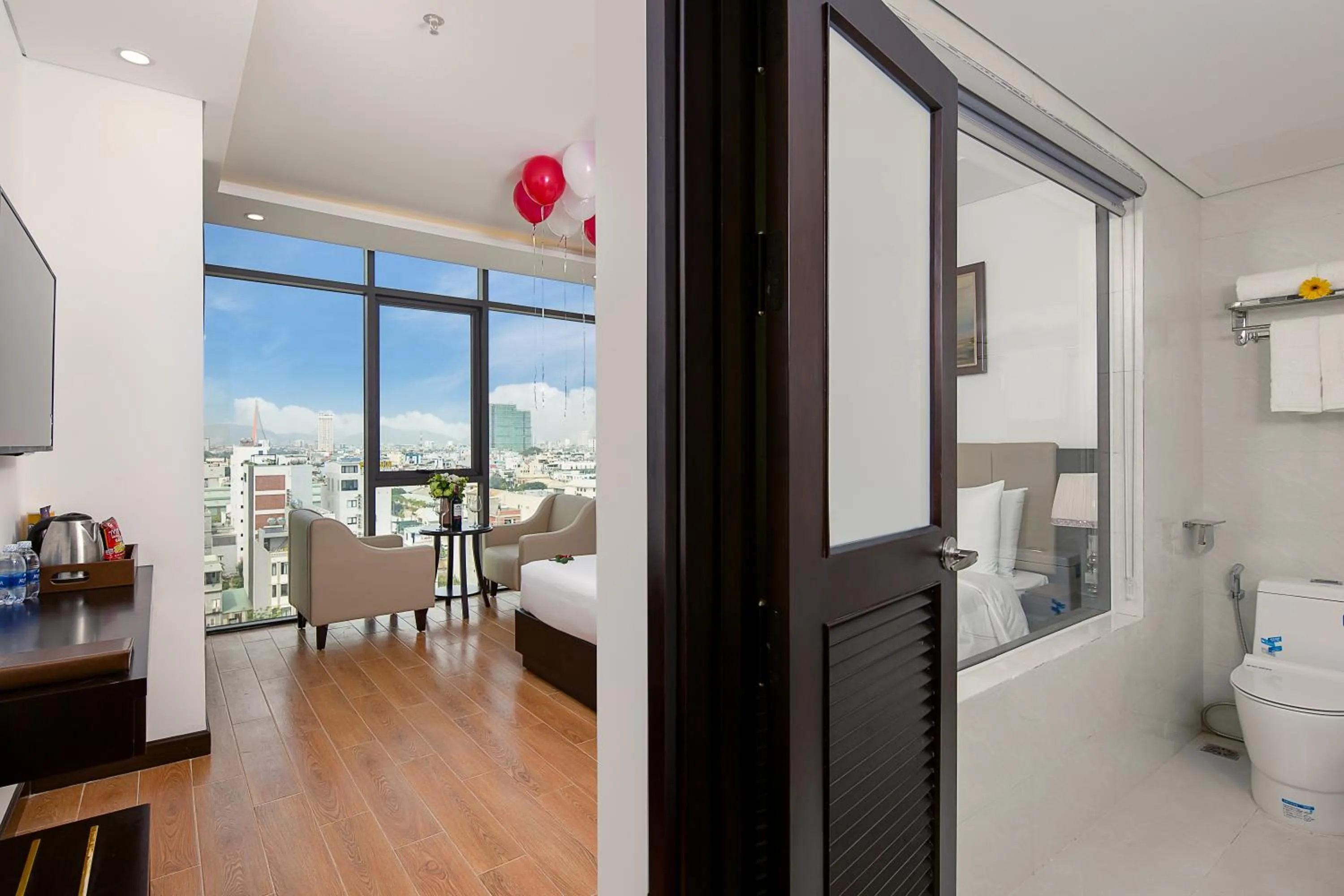Bathroom in Golden Line Hotel Danang