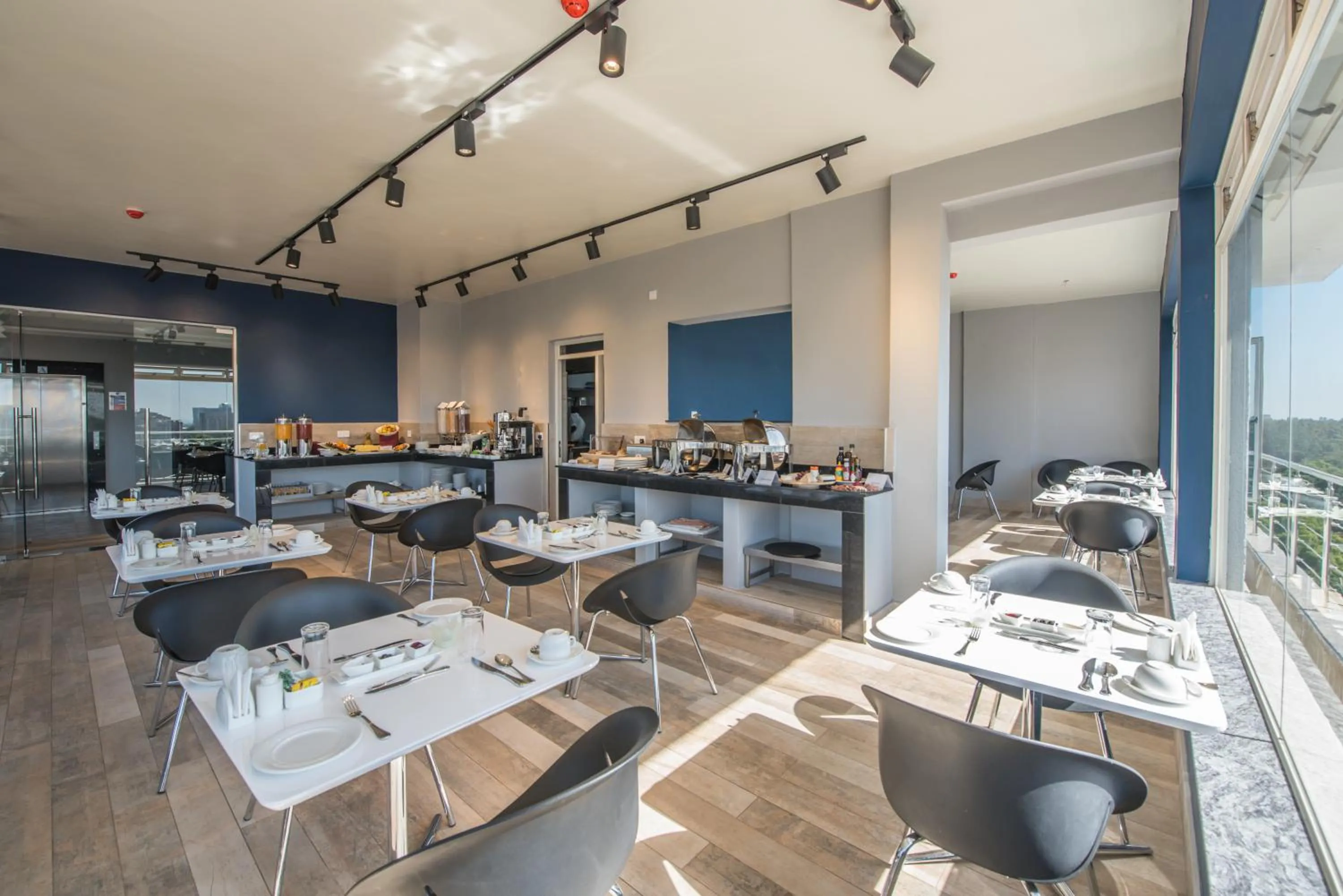 Restaurant/places to eat in Glam Hotel Nairobi - Near Westgate Mall, Westlands