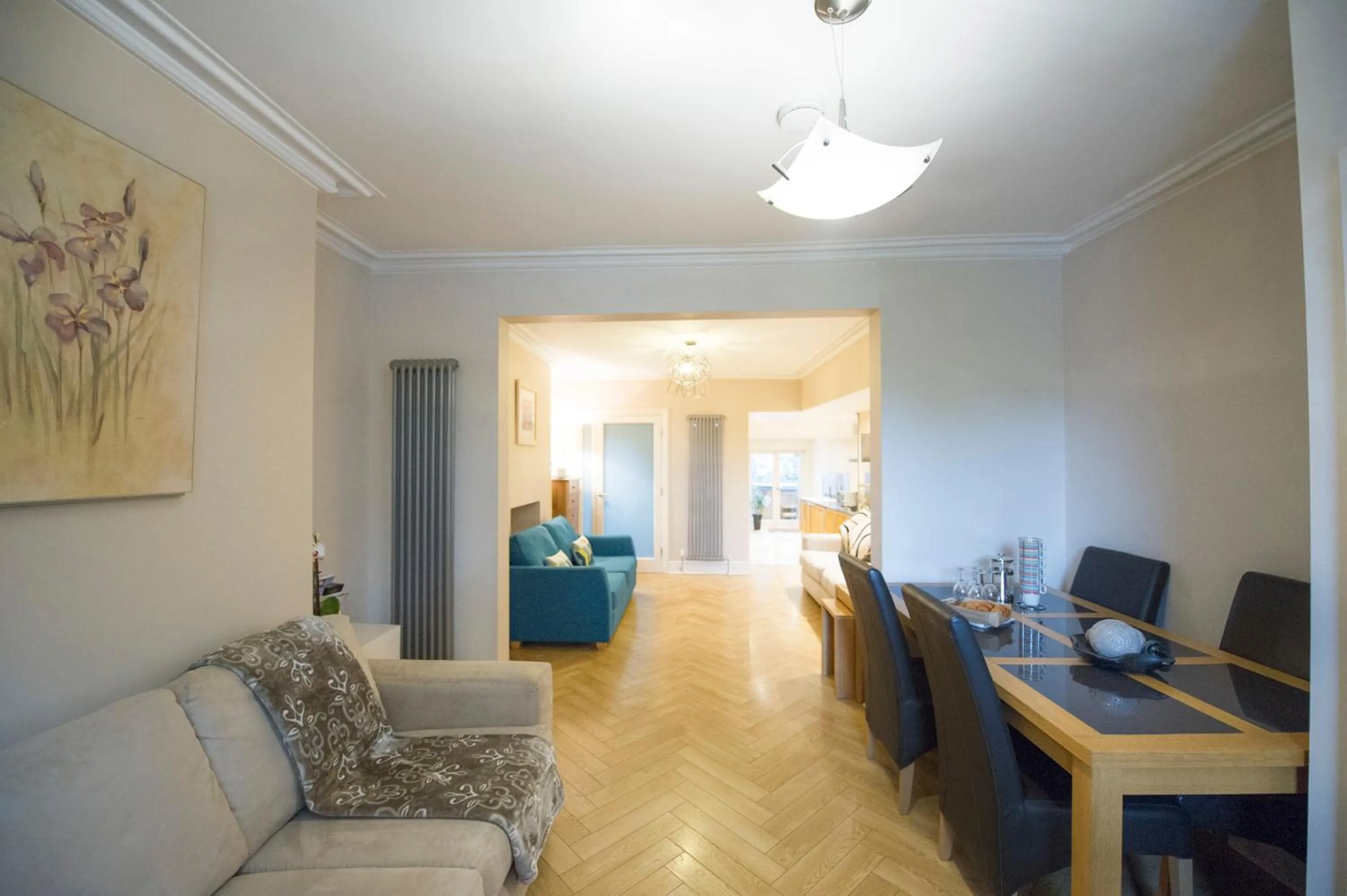 Living room in Chester Apartments