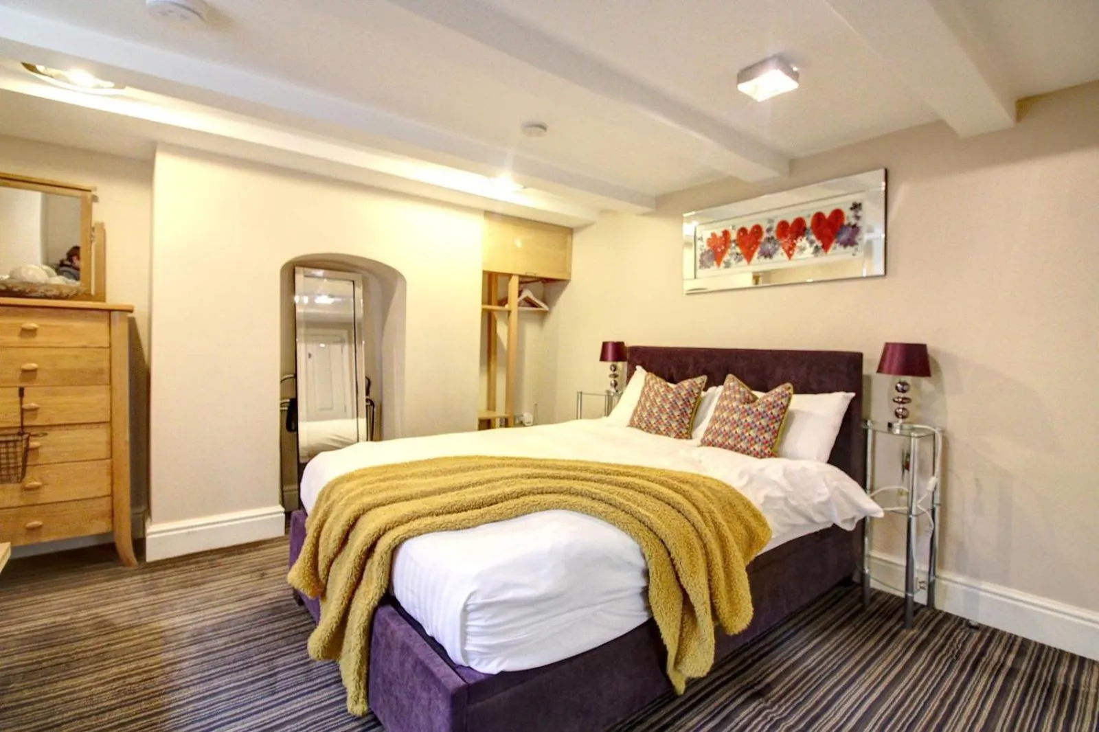 Bedroom in Chester Apartments