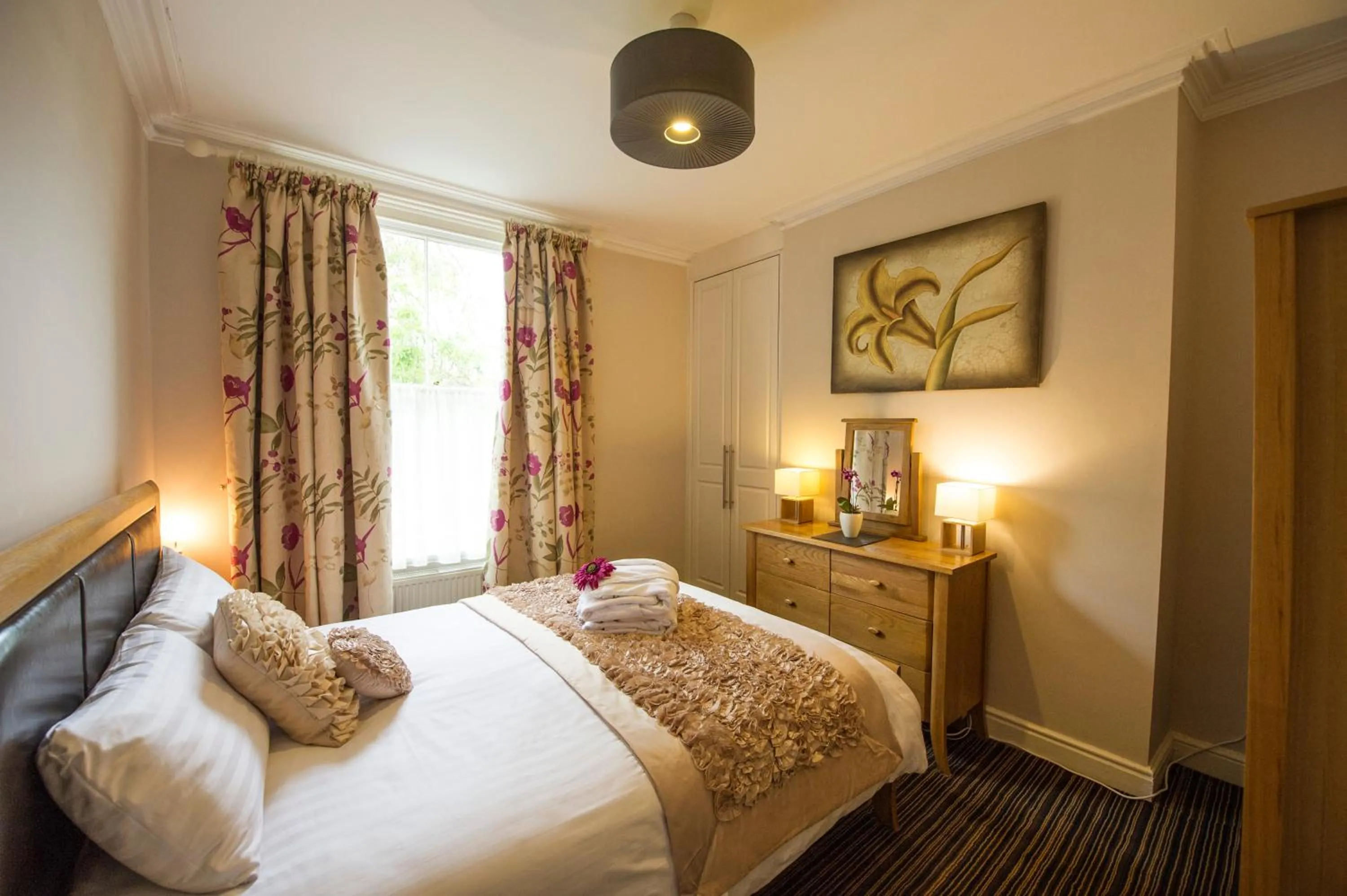 Day in Chester Apartments