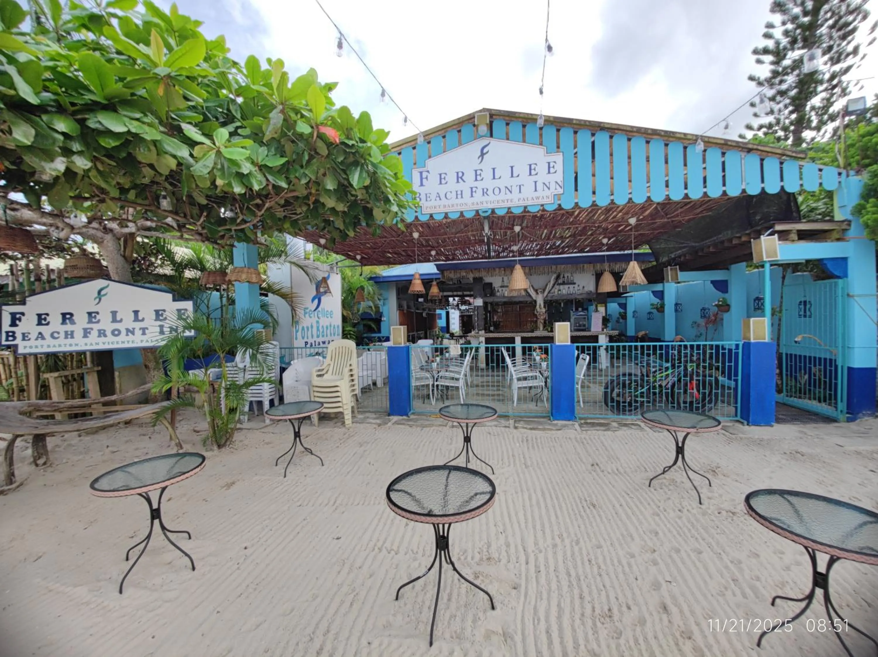 Facade/entrance in Ferellee Beach Front Inn