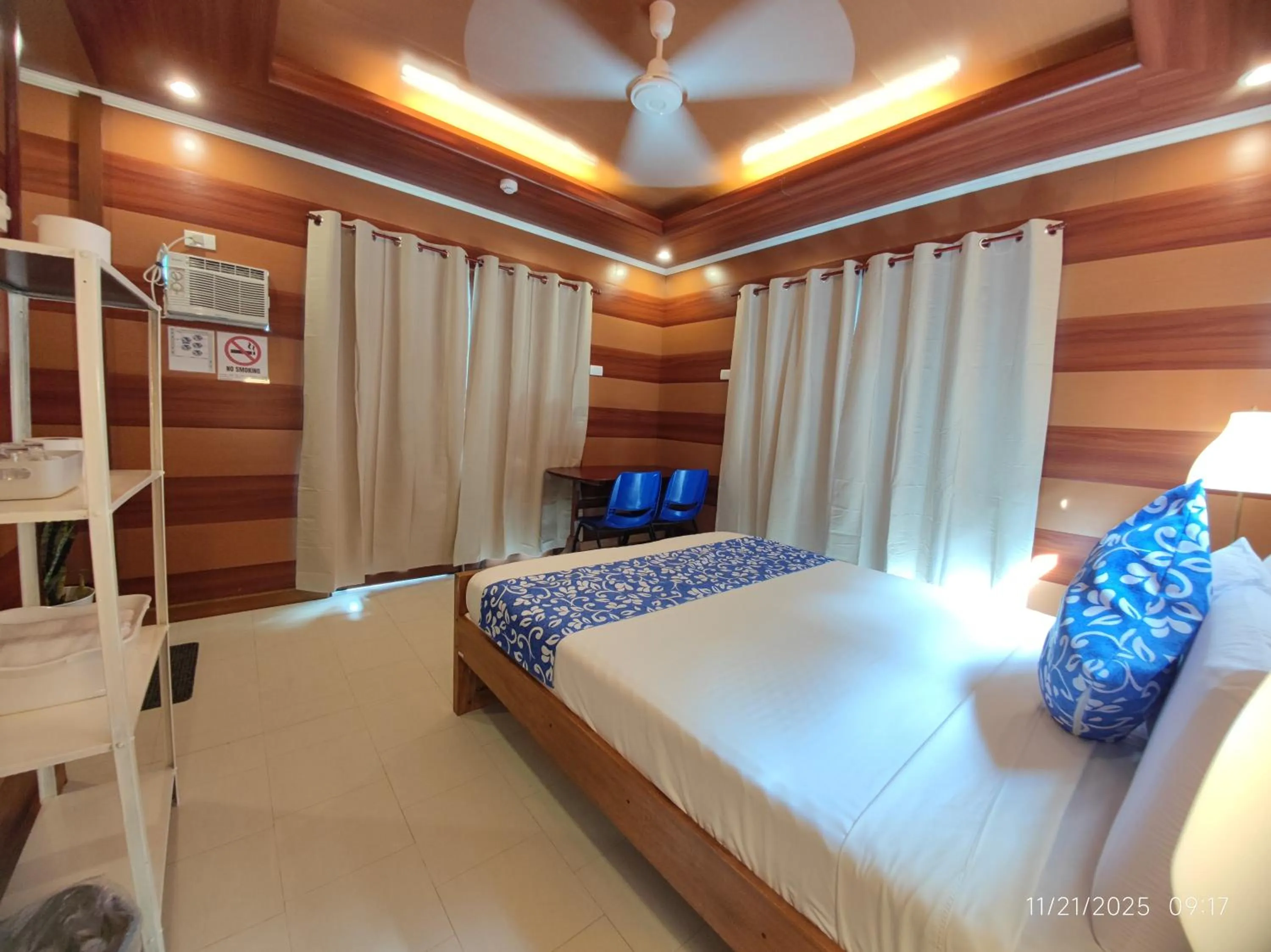 Bedroom, Bed in Ferellee Beach Front Inn