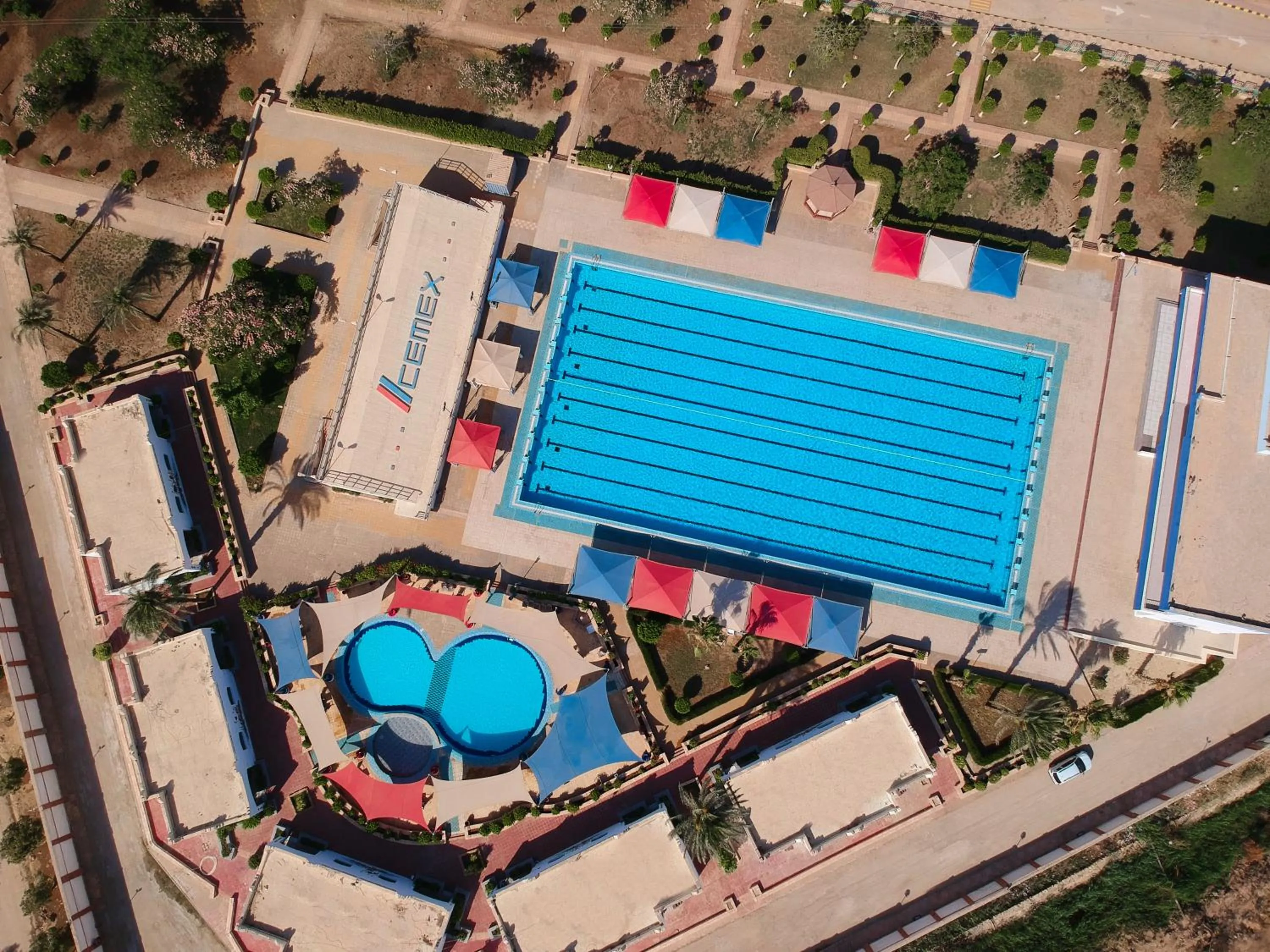 Swimming pool in Assiut Cement Hotel