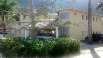 Property building in Hotel Portal de Barequeçaba