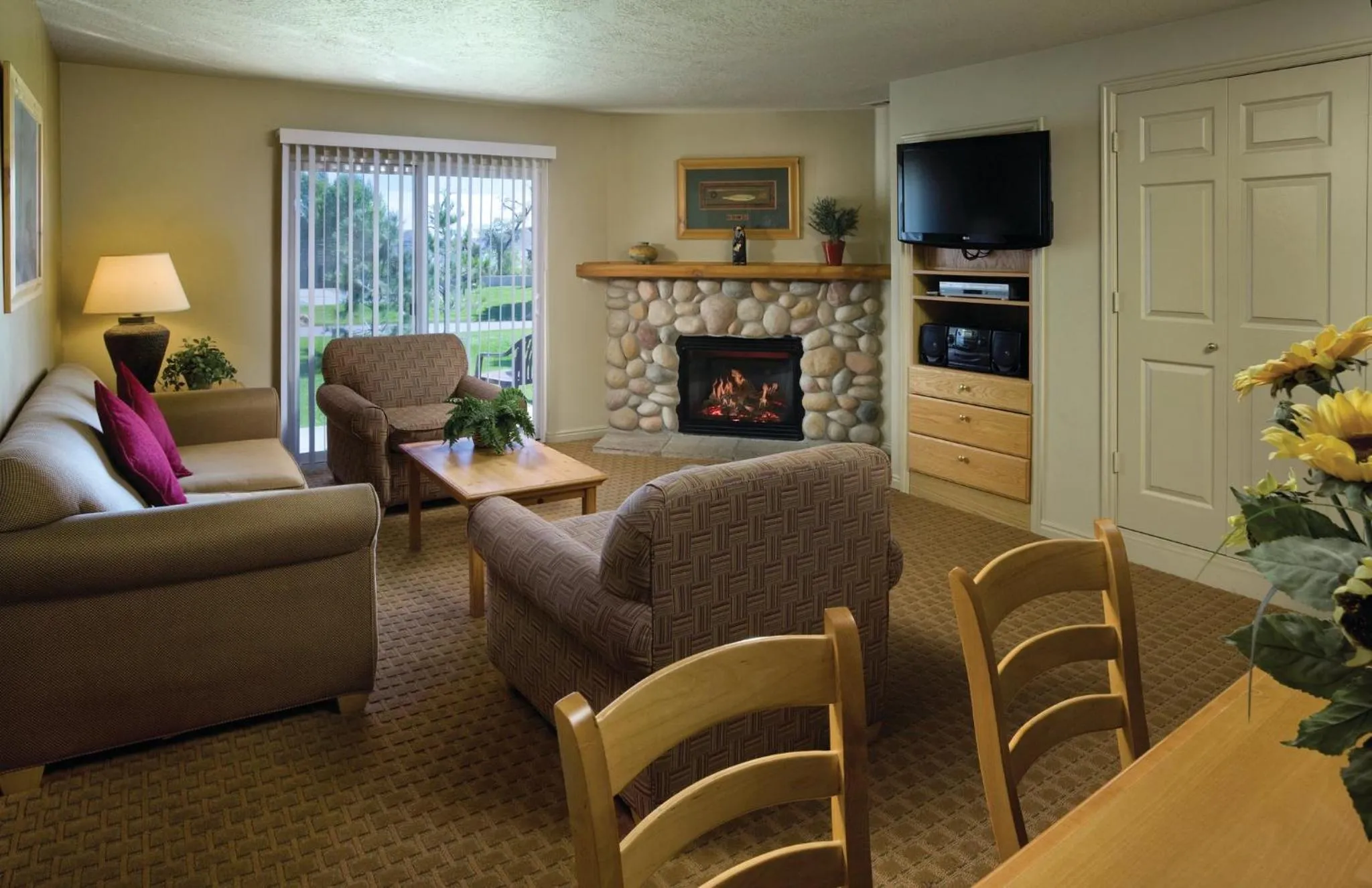 Living room in WorldMark Bear Lake