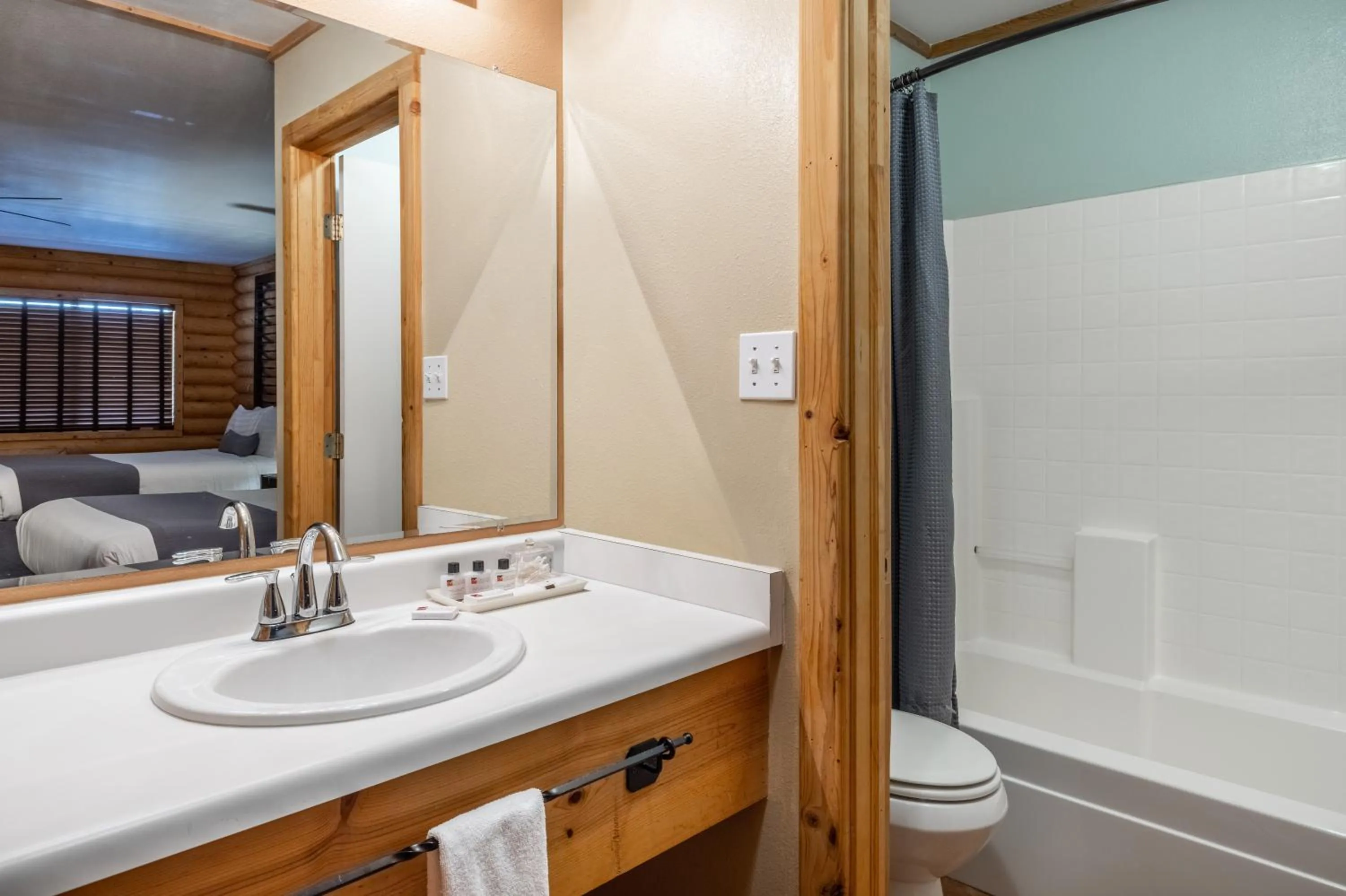 Canyons Lodge- A Canyons Collection Property