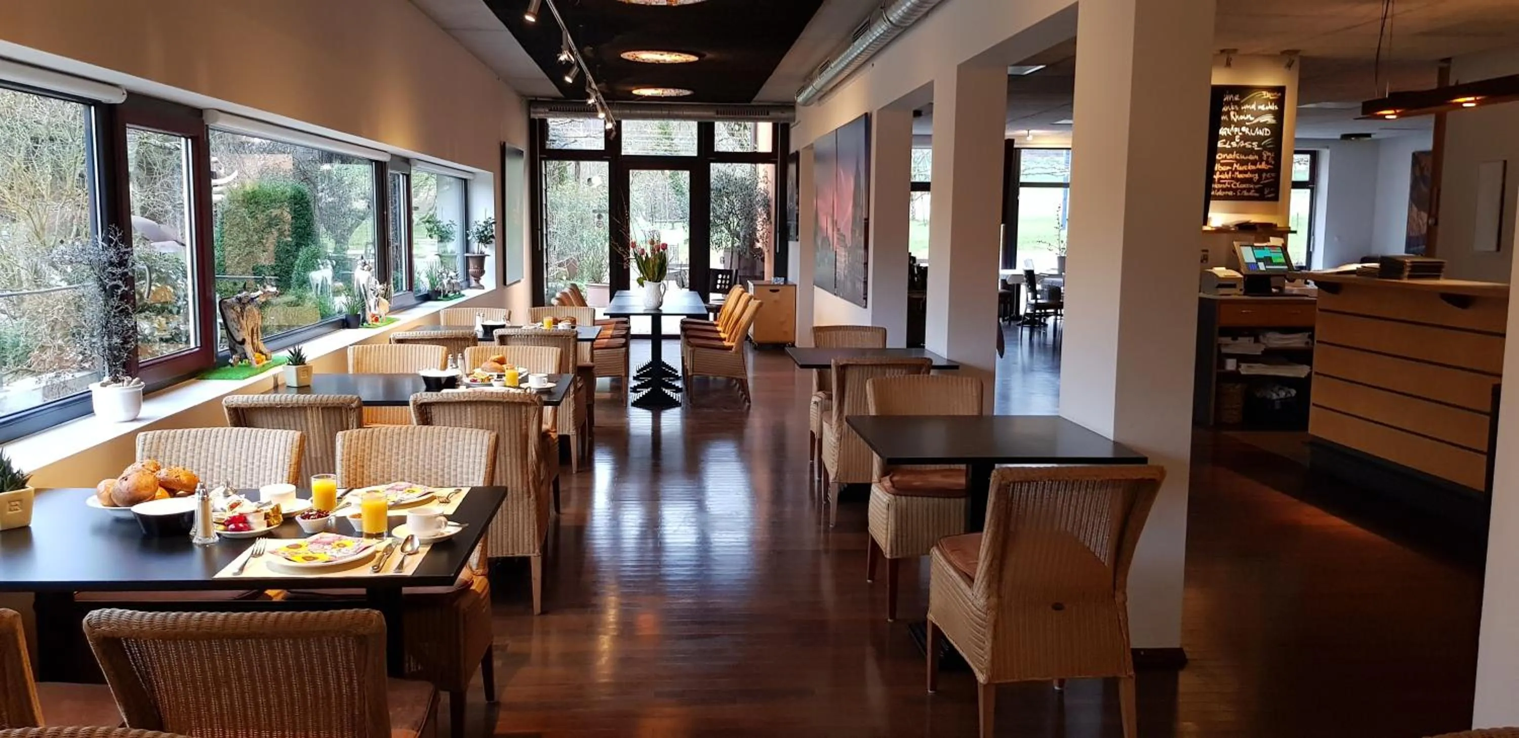 Breakfast in Hotel Zapa