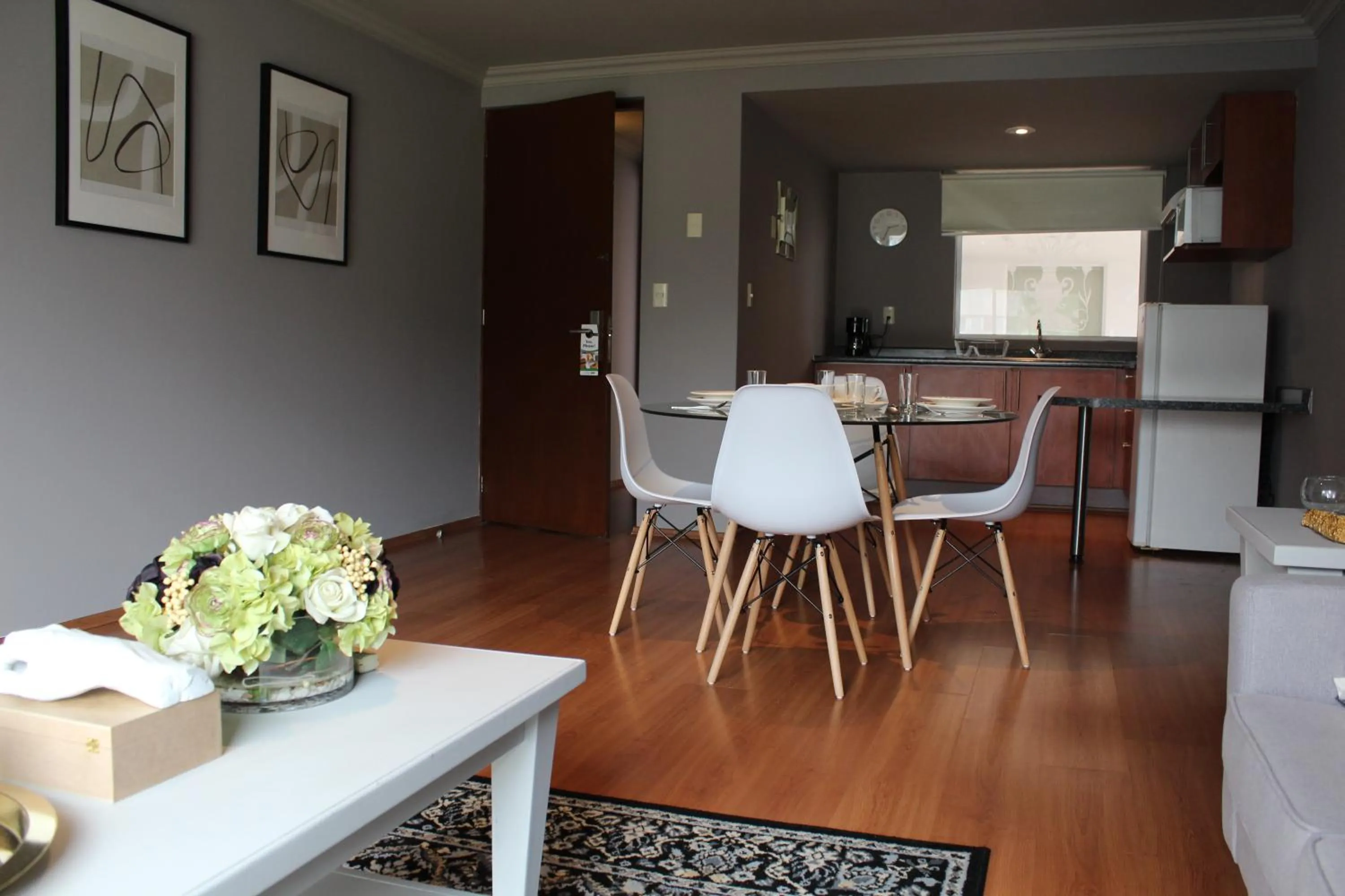 Dining area in Residence L´ Heritage Hipólito Taine by BlueBay