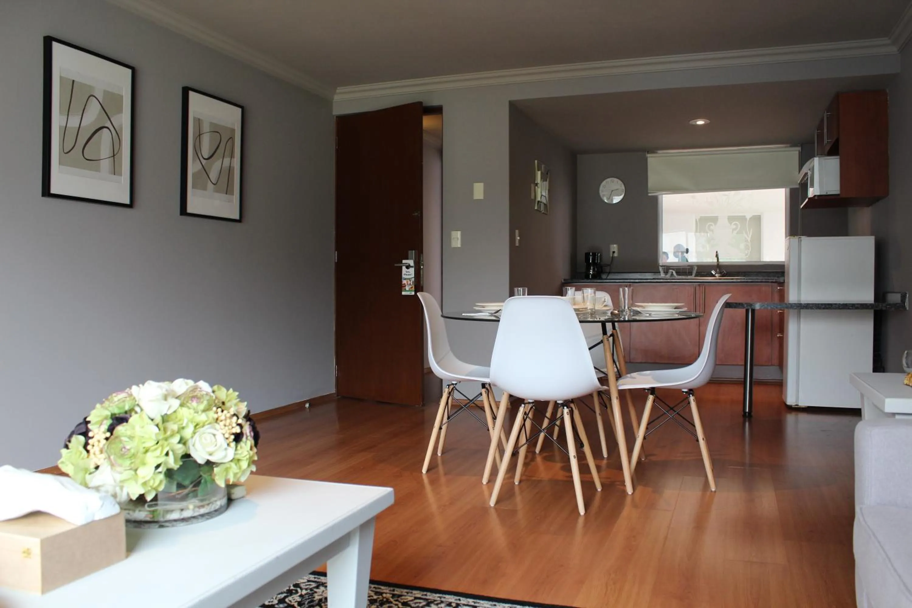 Dining area in Residence L´ Heritage Hipólito Taine by BlueBay