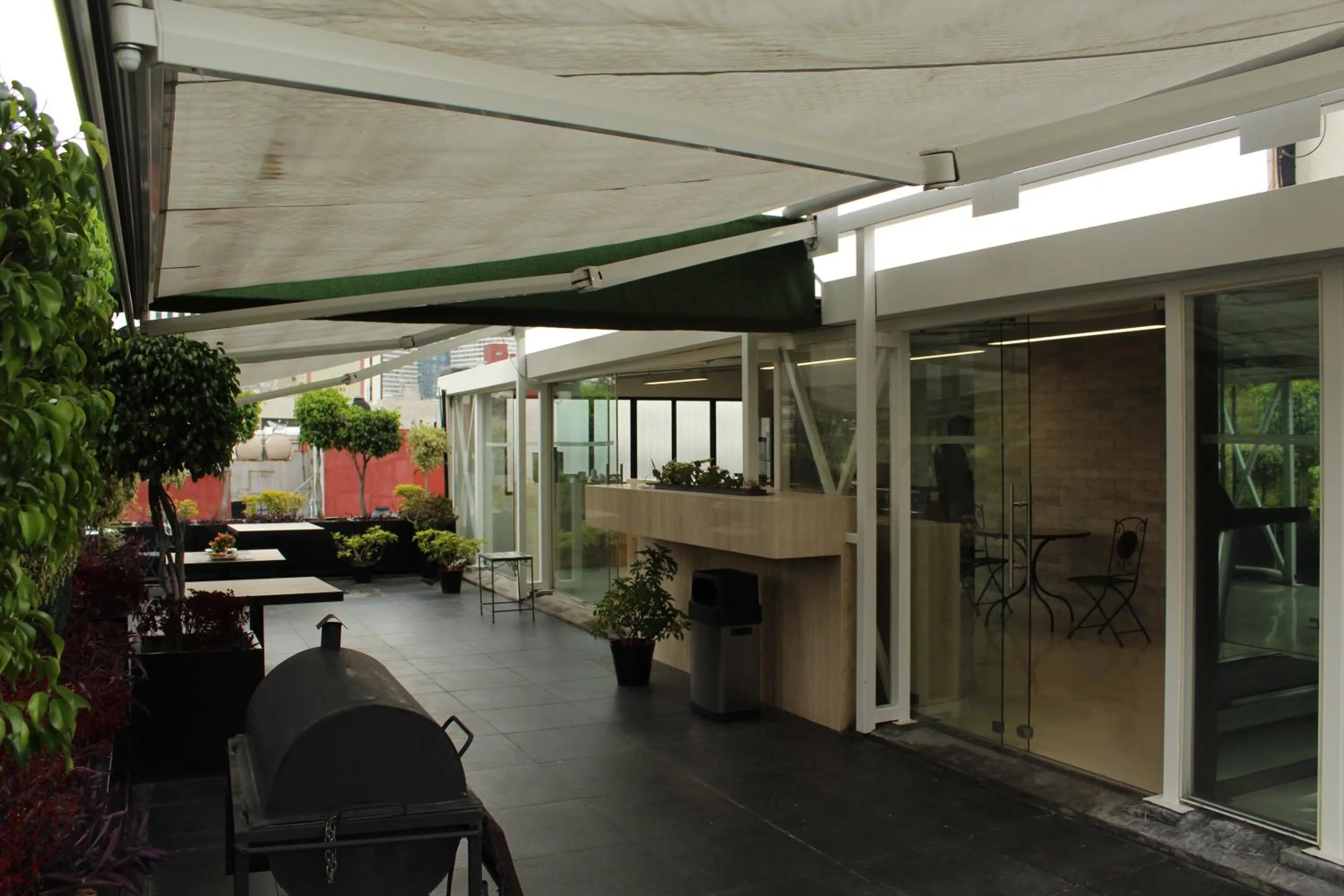 Day in Residence L´ Heritage Hipólito Taine by BlueBay