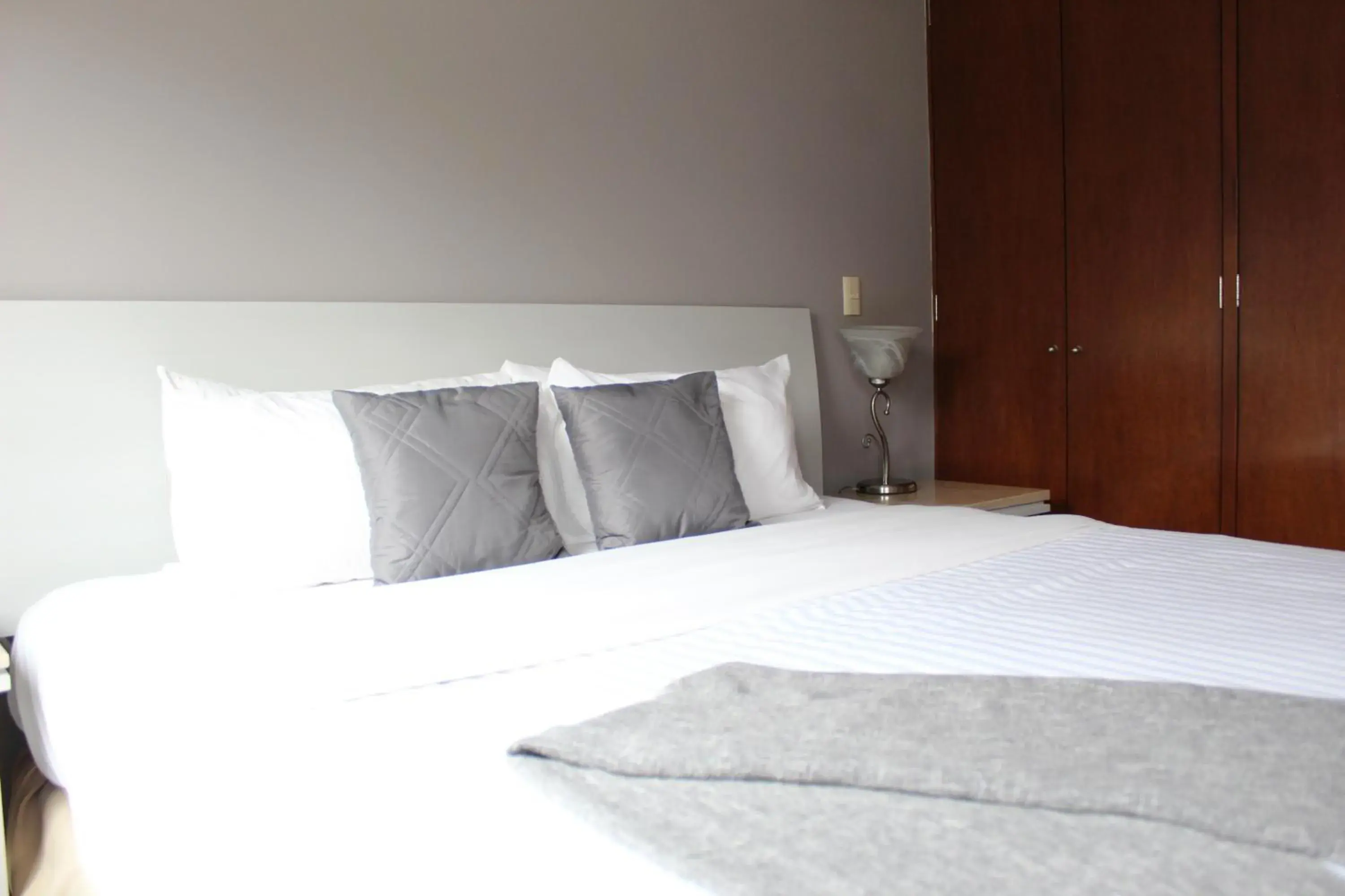 Standard King Room in Residence L´ Heritage Hipólito Taine by BlueBay Standard King Room in Residence L´ Heritage Hipólito Taine by BlueBay