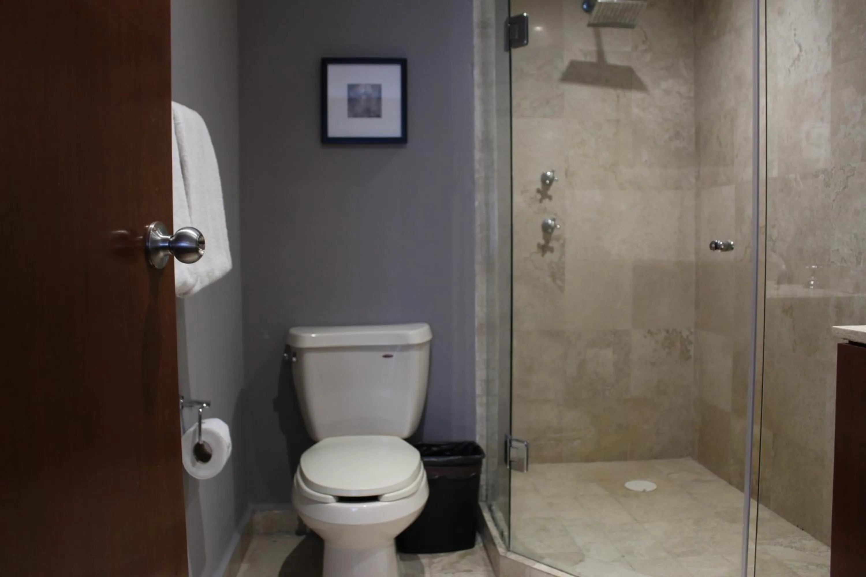 Bathroom in Residence L´ Heritage Hipólito Taine by BlueBay