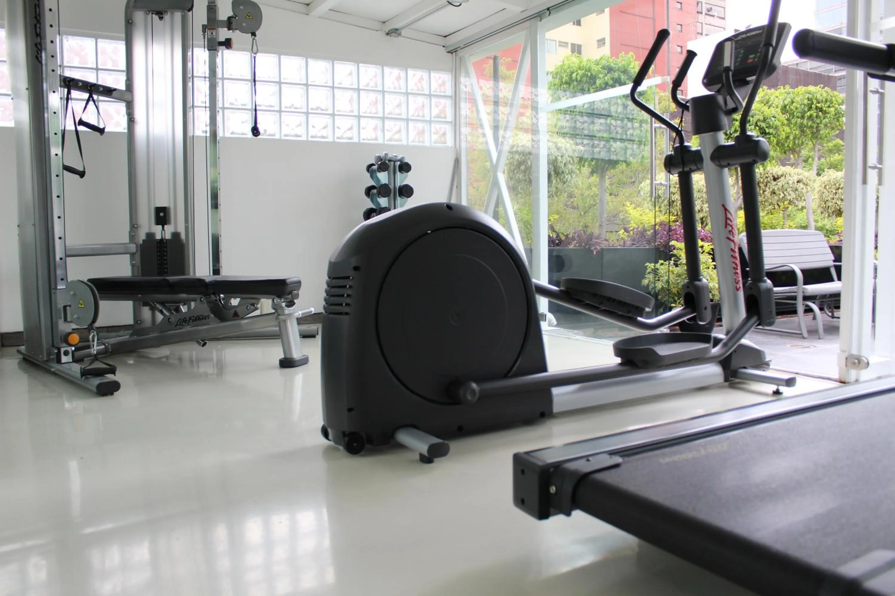 Fitness centre/facilities in Residence L´ Heritage Hipólito Taine by BlueBay