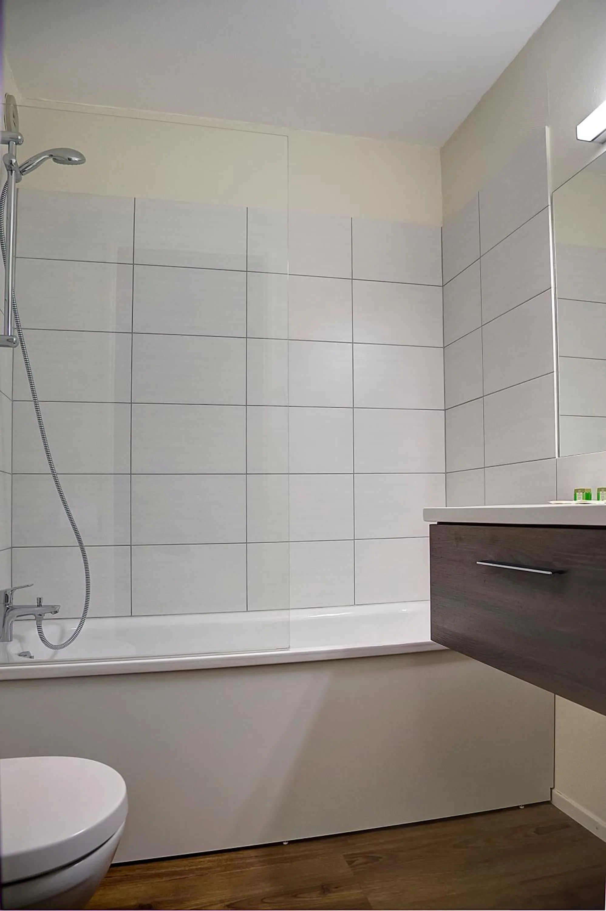 Bathroom in Logis Le Relais de Sassenage