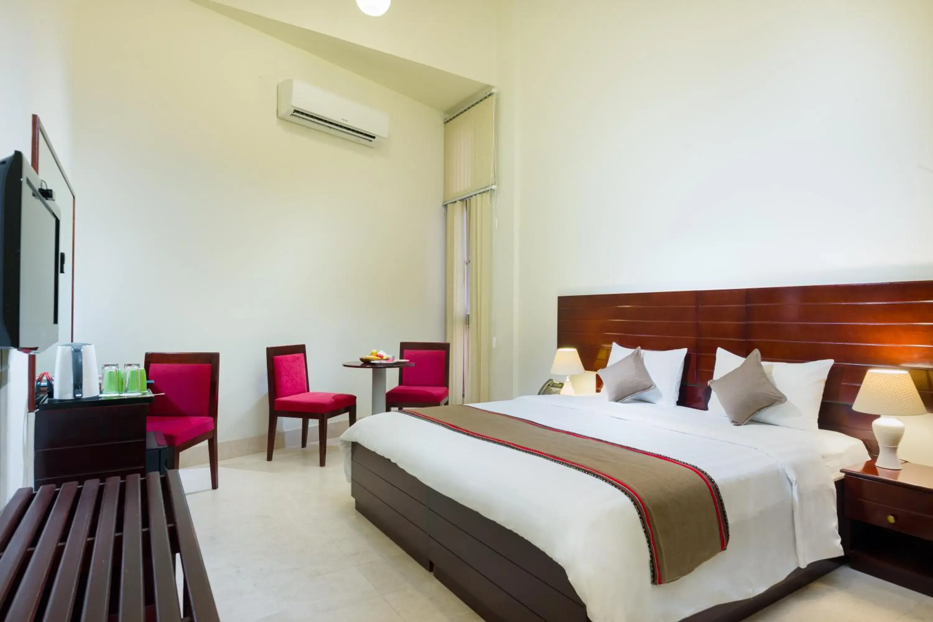 Deluxe Room in Ras Al Jinz Turtle Reserve Deluxe Room in Ras Al Jinz Turtle Reserve