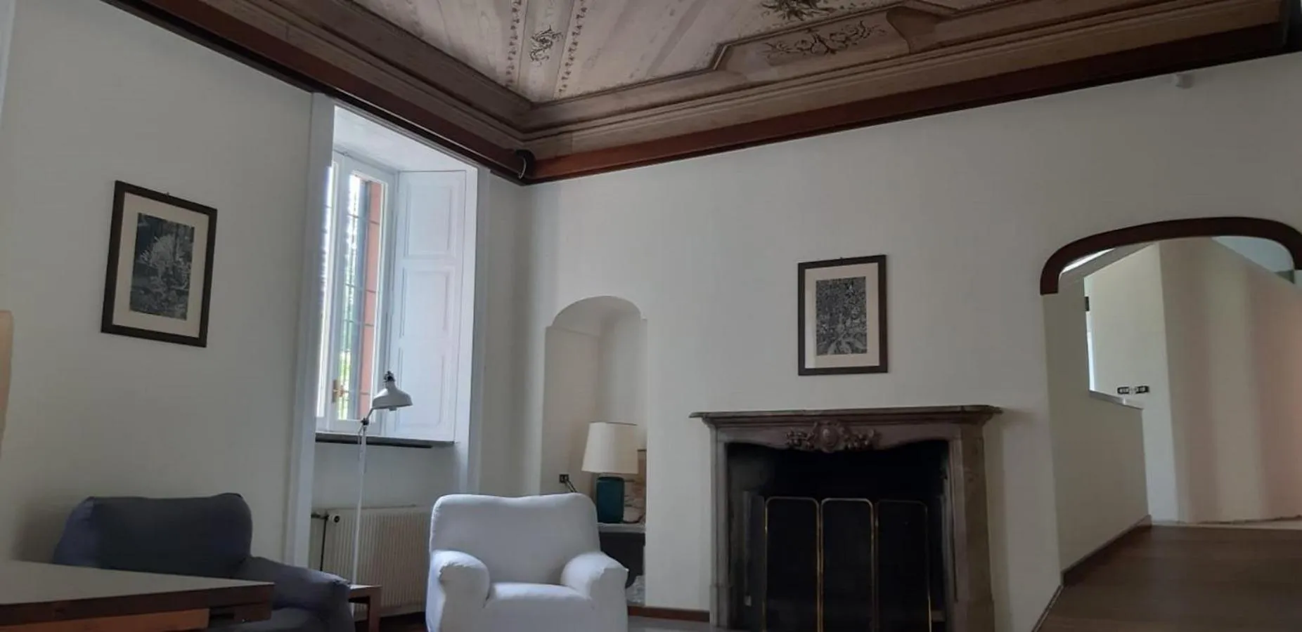 Lounge or bar in Villa Magnolia Lago Maggiore