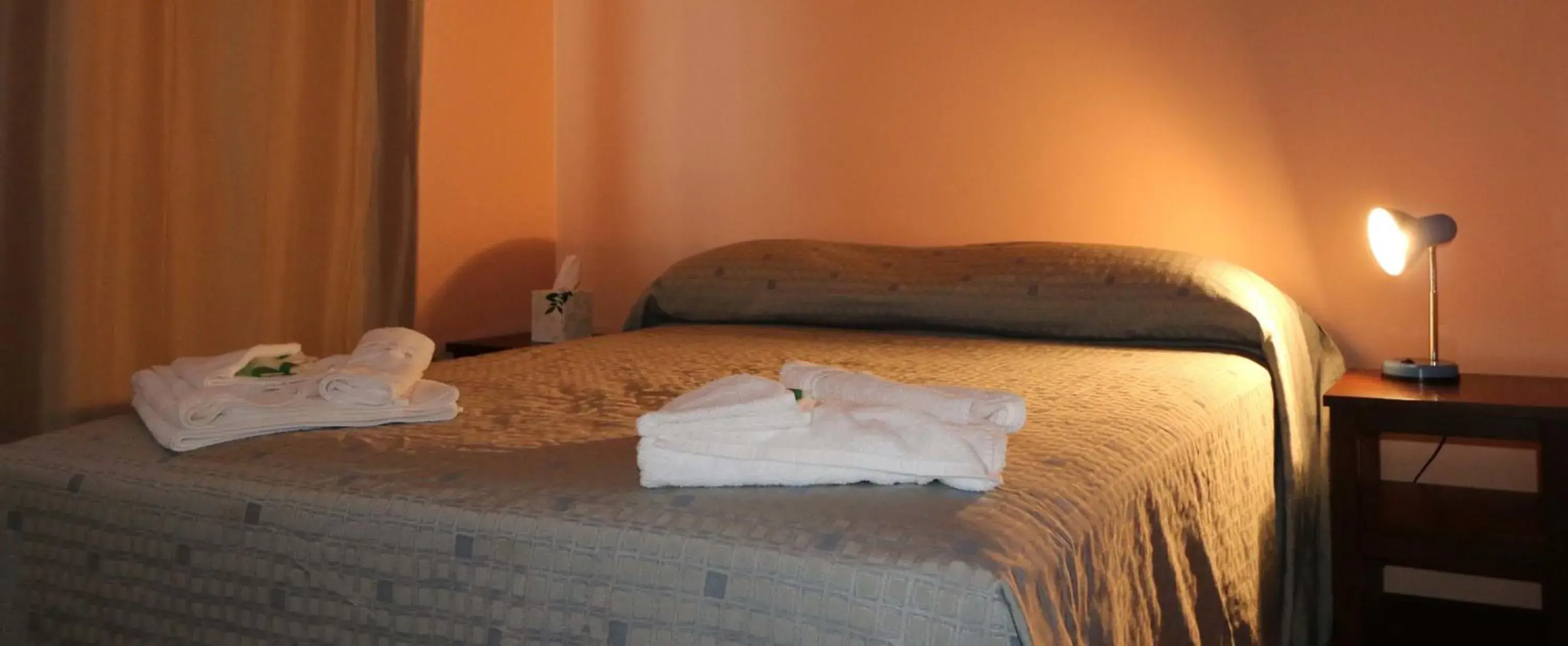 Three-Bedroom Villa in Manjimup Gateway Hotel Three-Bedroom Villa in Manjimup Gateway Hotel