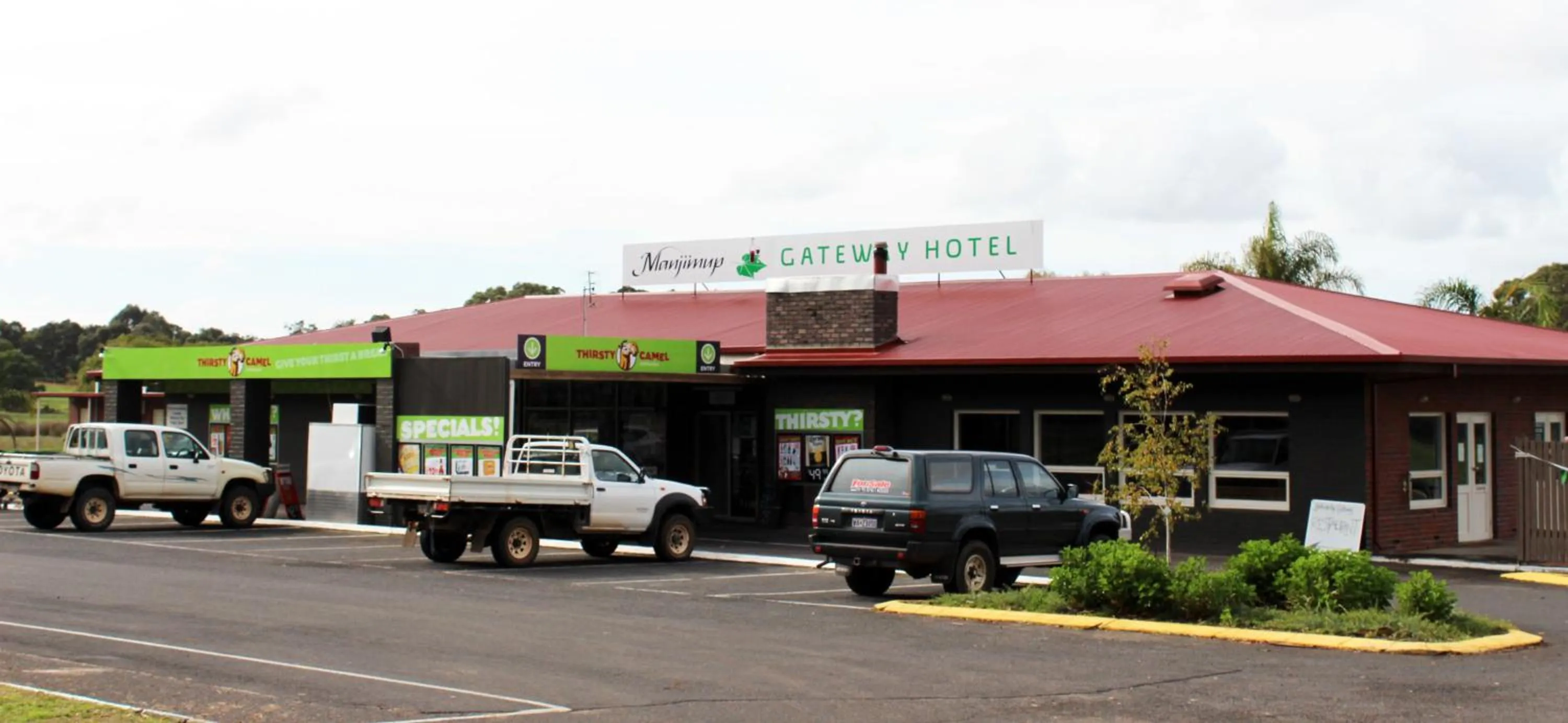 Property building in Manjimup Gateway Hotel