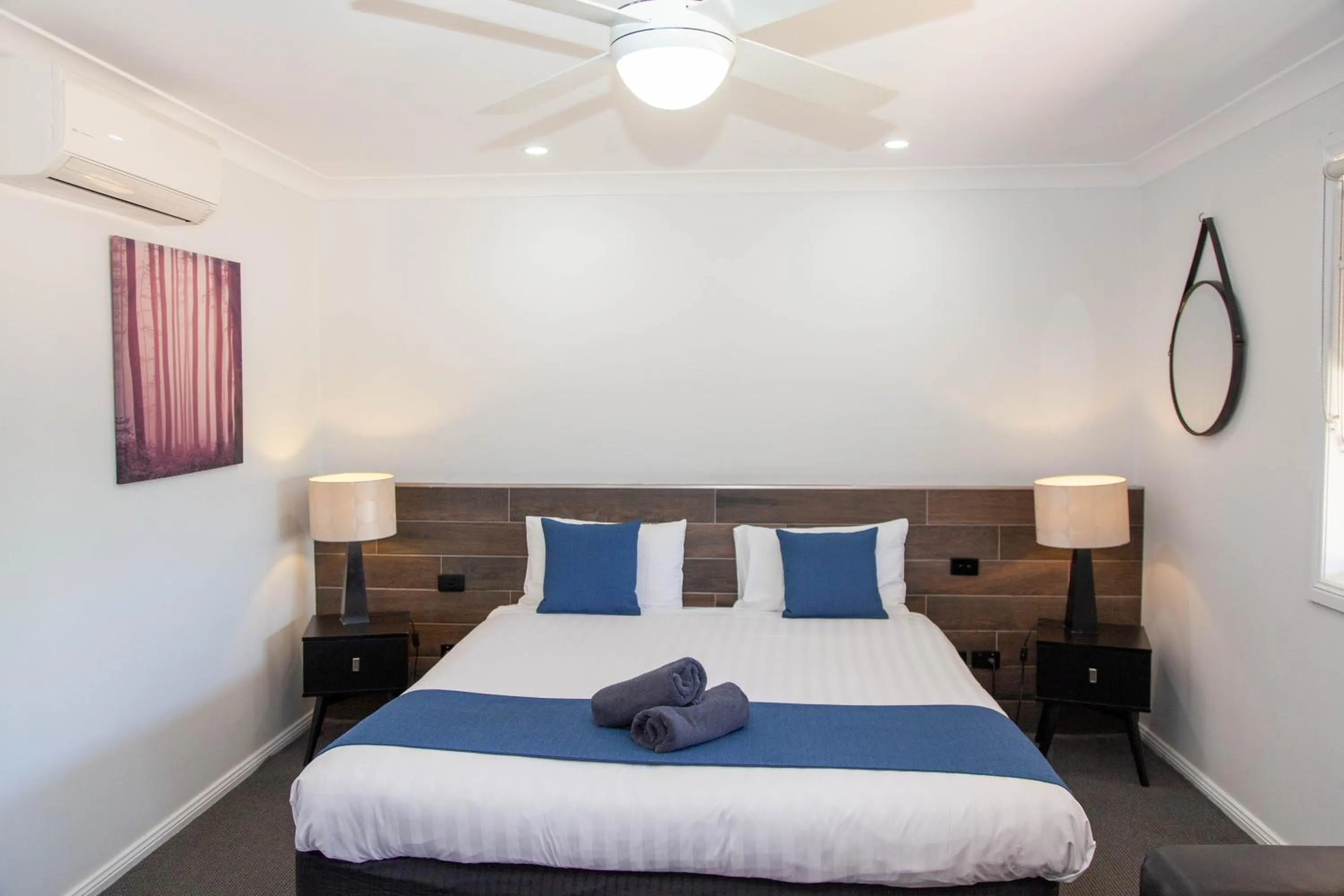 Bed in Matilda Motor Inn