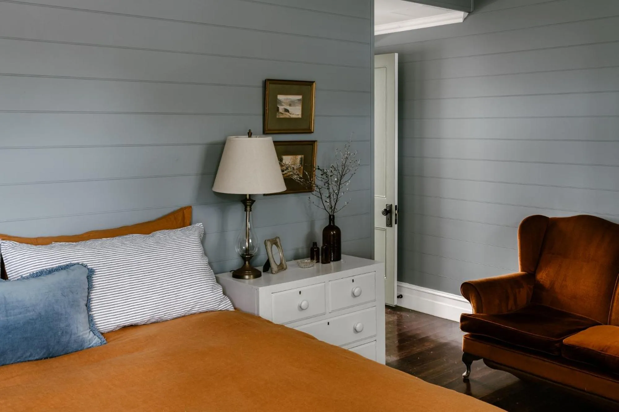 Bedroom, Bed in Maleny Lodge
