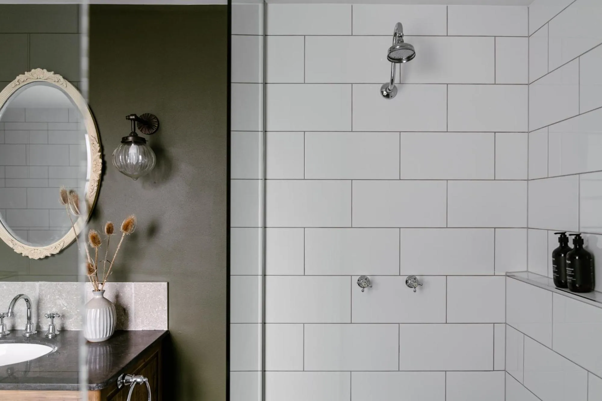 Bathroom in Maleny Lodge