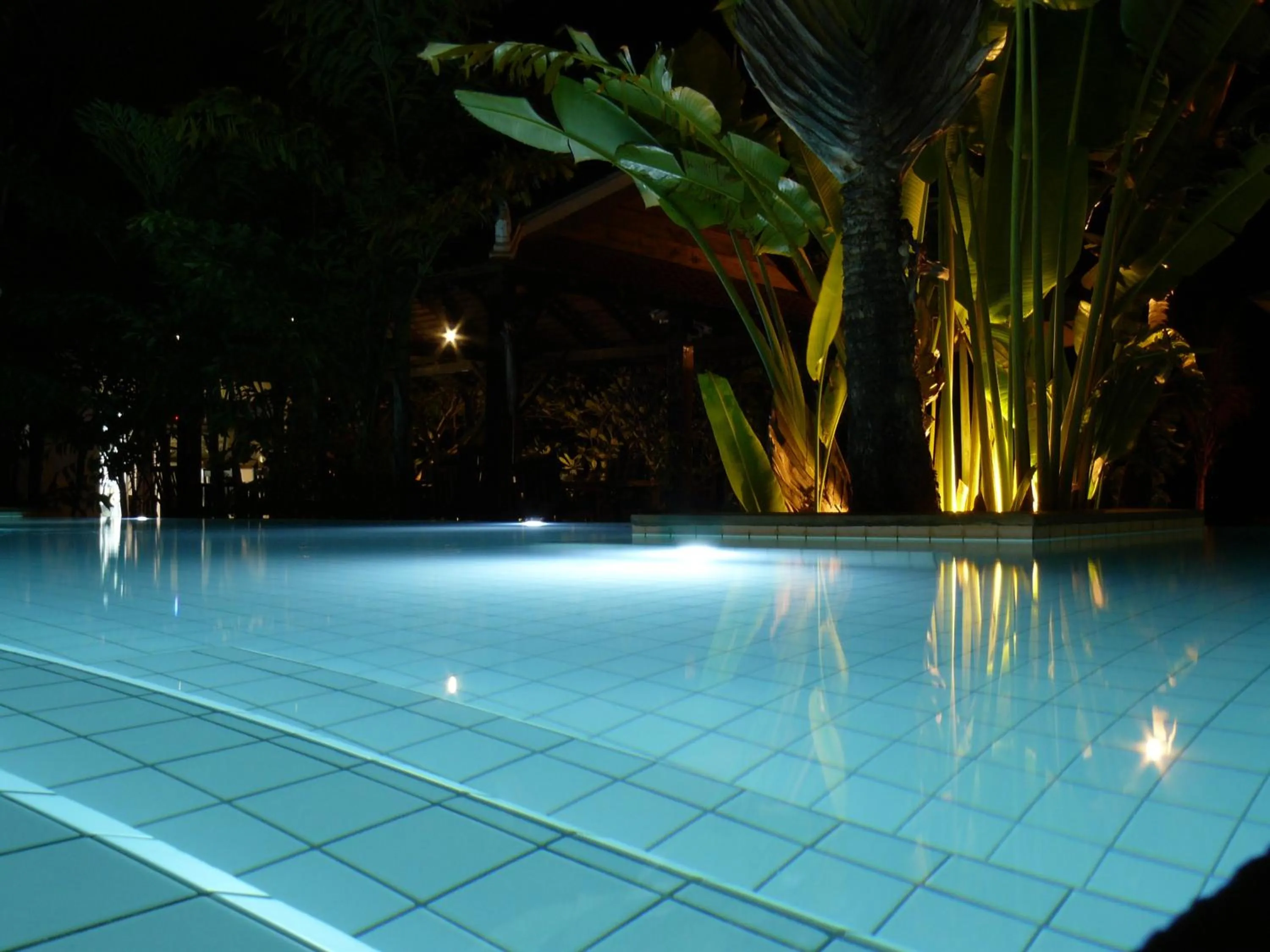 Swimming pool in Mealea Resort