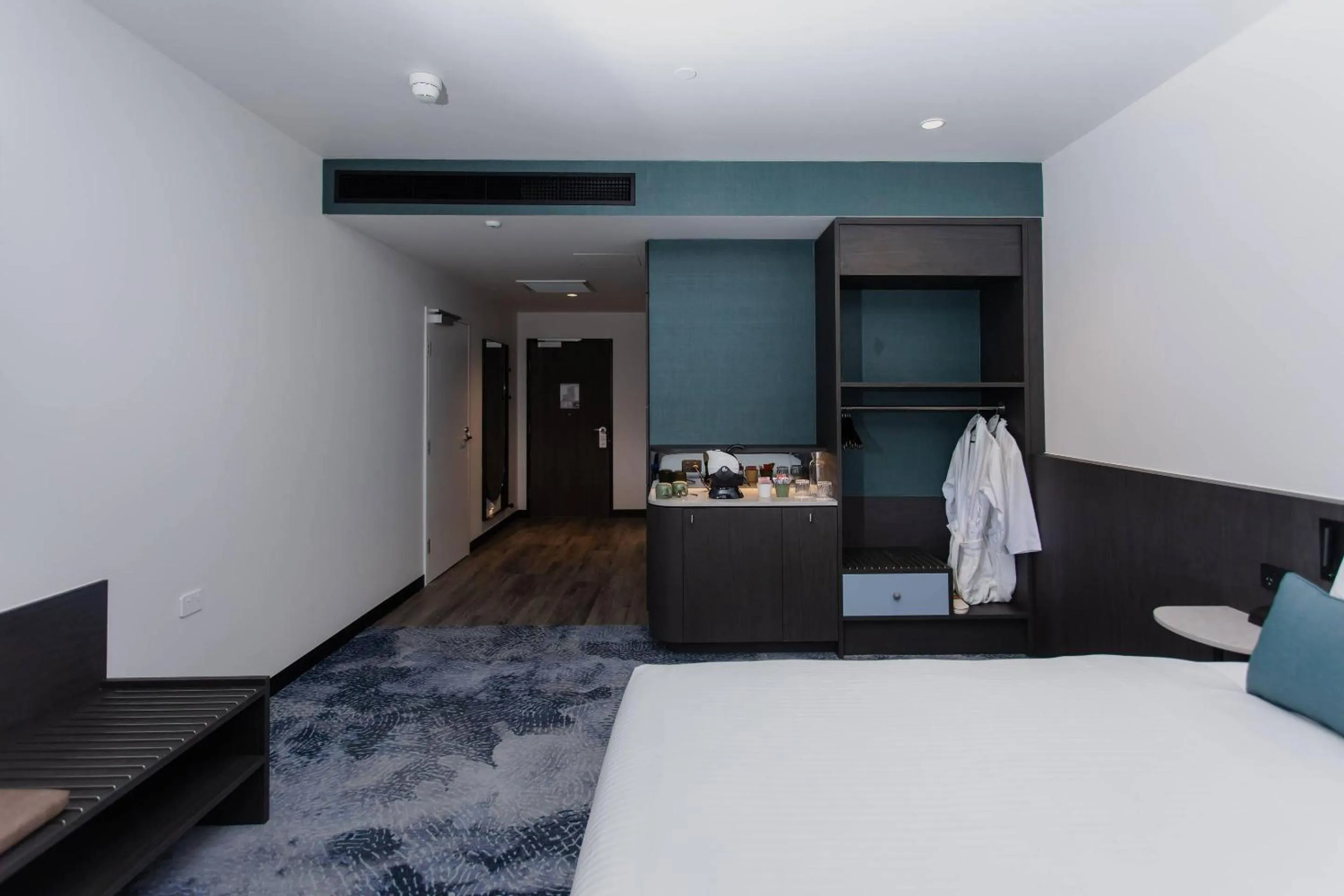 Bedroom, Bed in Bayside Geelong Hotel & Apartments, an Ascend Collection Hotel