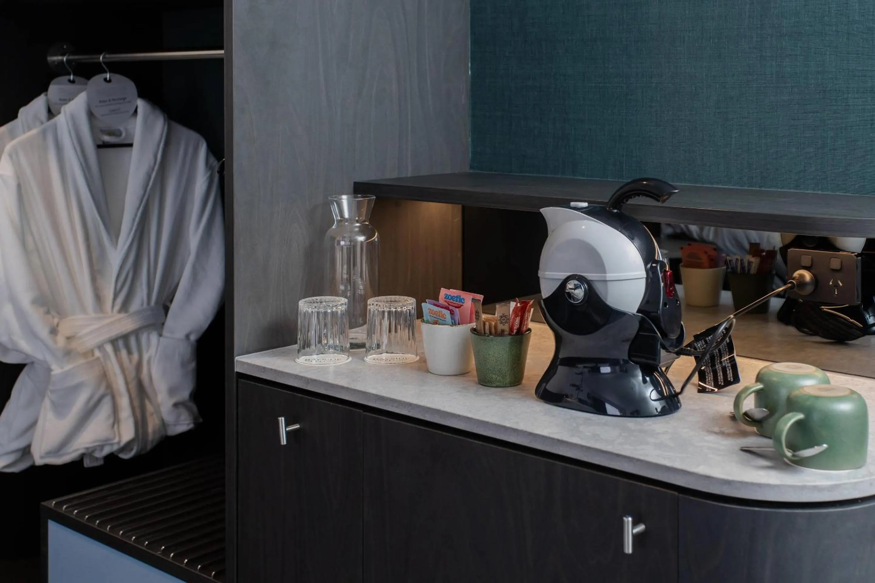 Bedroom in Bayside Geelong Hotel & Apartments, an Ascend Collection Hotel