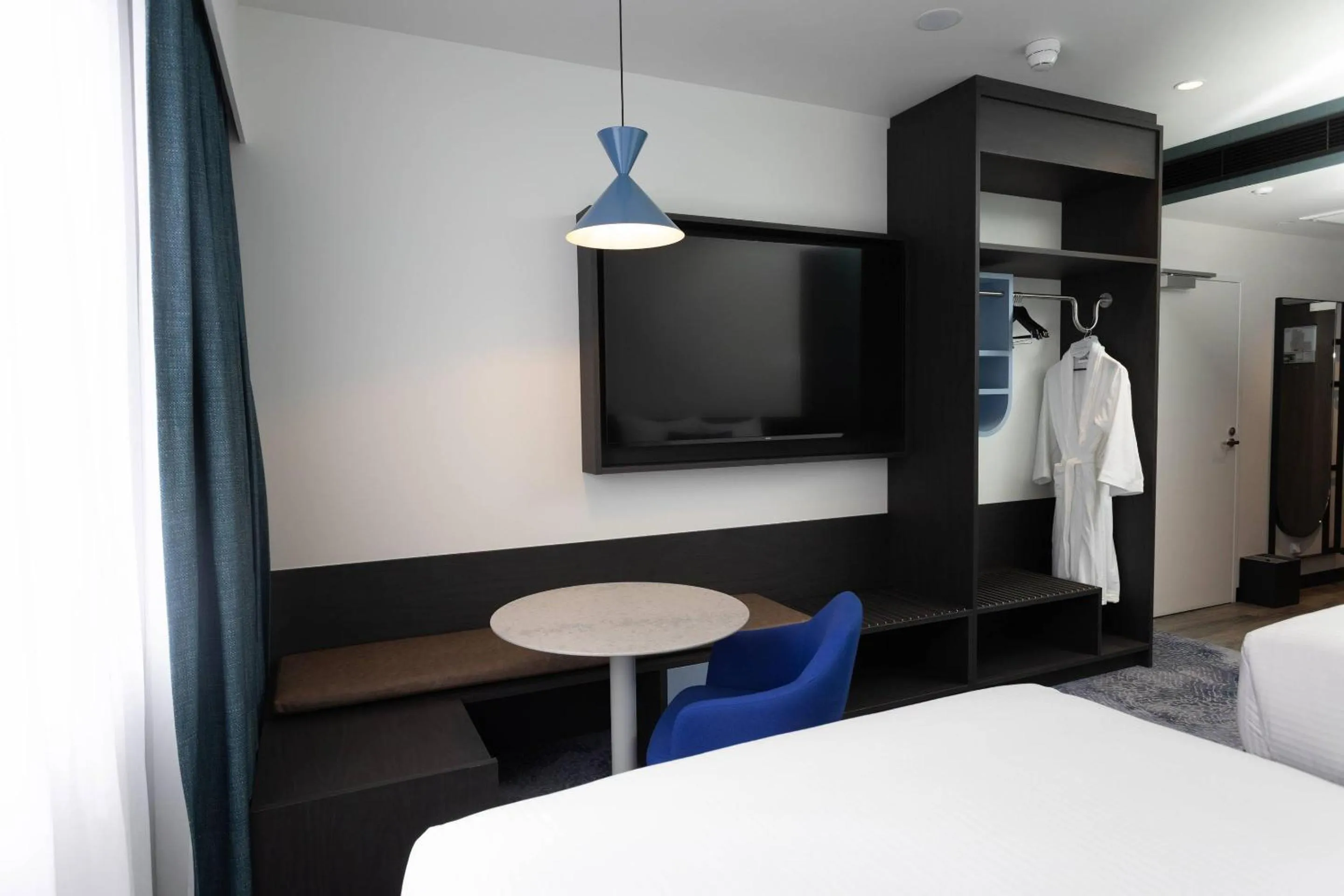 Bedroom, Bed in Bayside Geelong Hotel & Apartments, an Ascend Collection Hotel