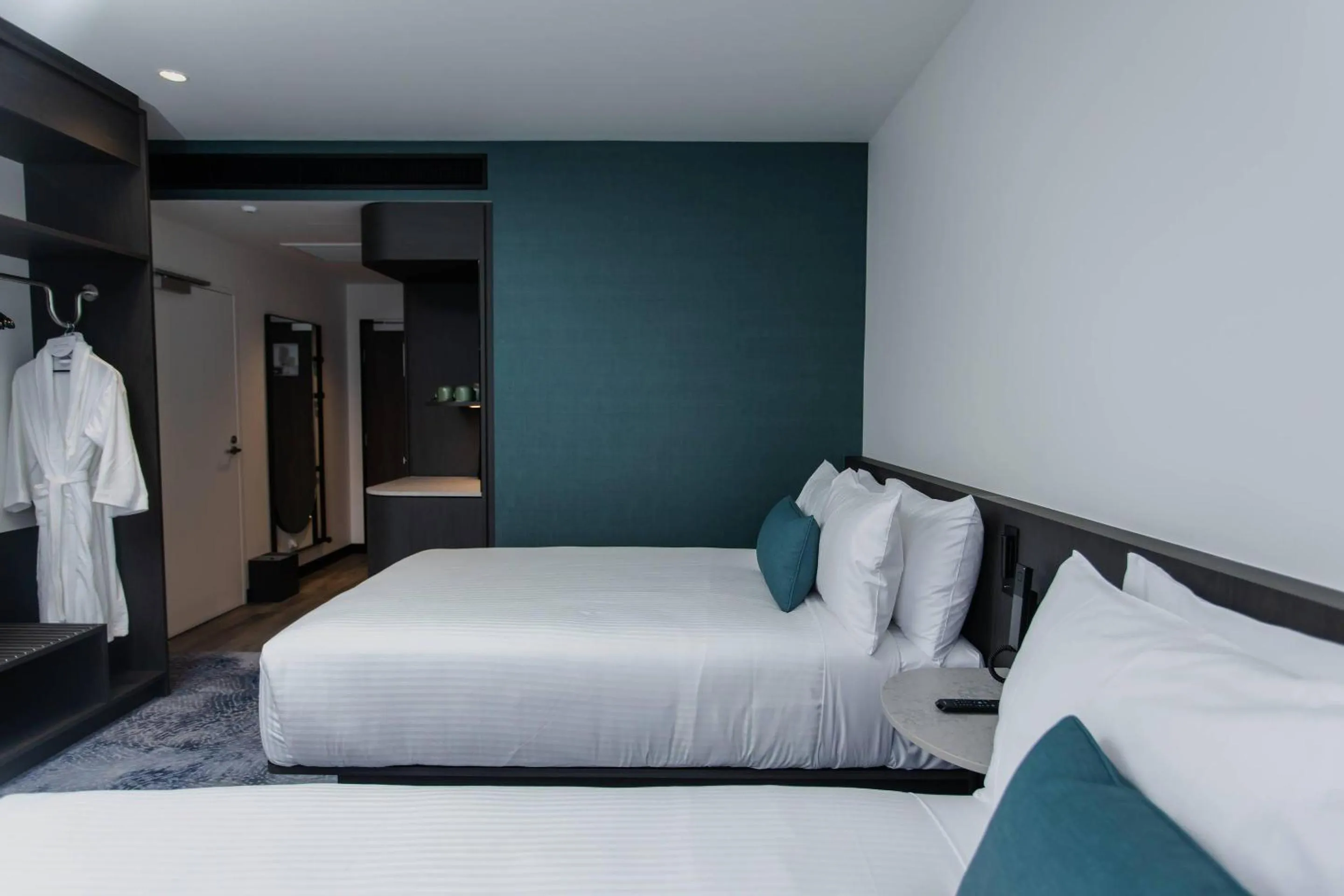 Bedroom, Bed in Bayside Geelong Hotel & Apartments, an Ascend Collection Hotel